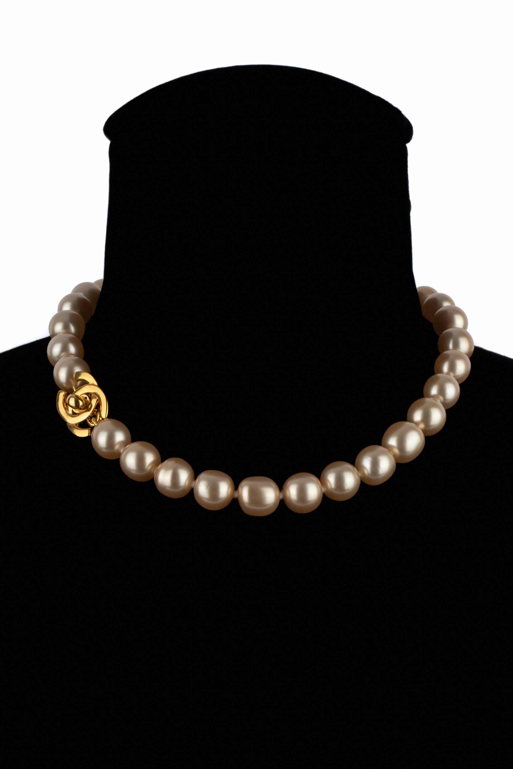 Collier de perles "tourniquet" Chanel 1996