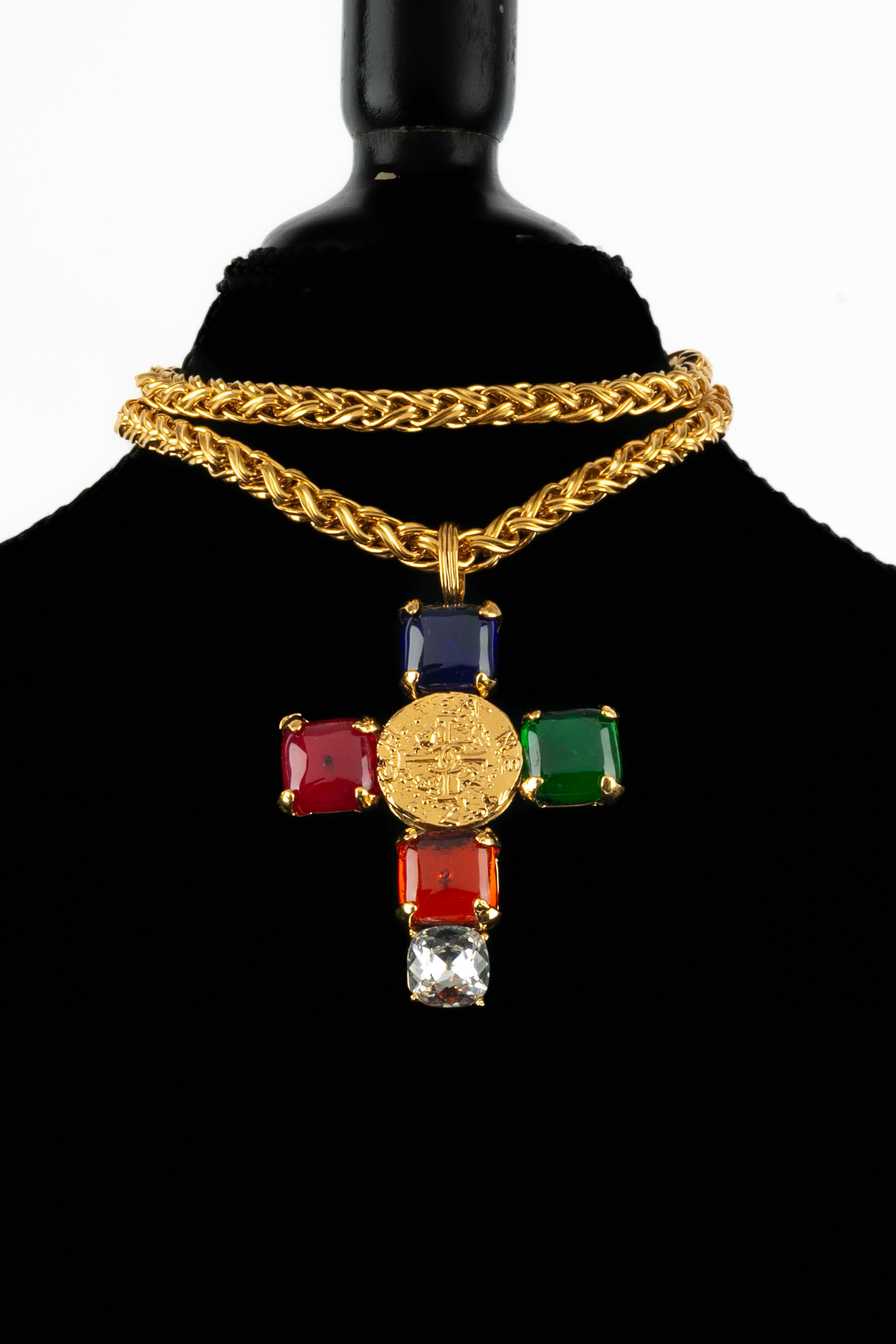 Collier croix Chanel 1993