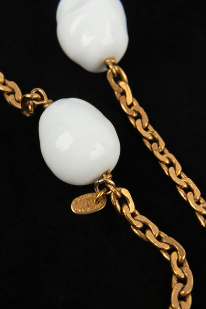 Collier / sautoir de perles Chanel