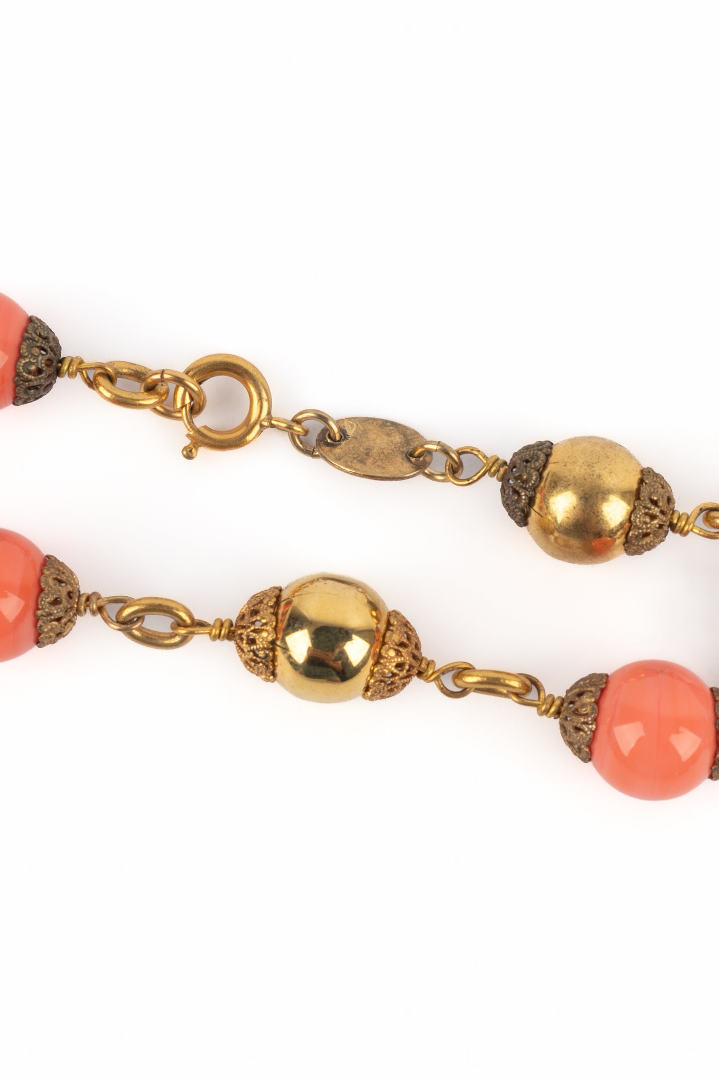 Collier de perles roses Chanel 