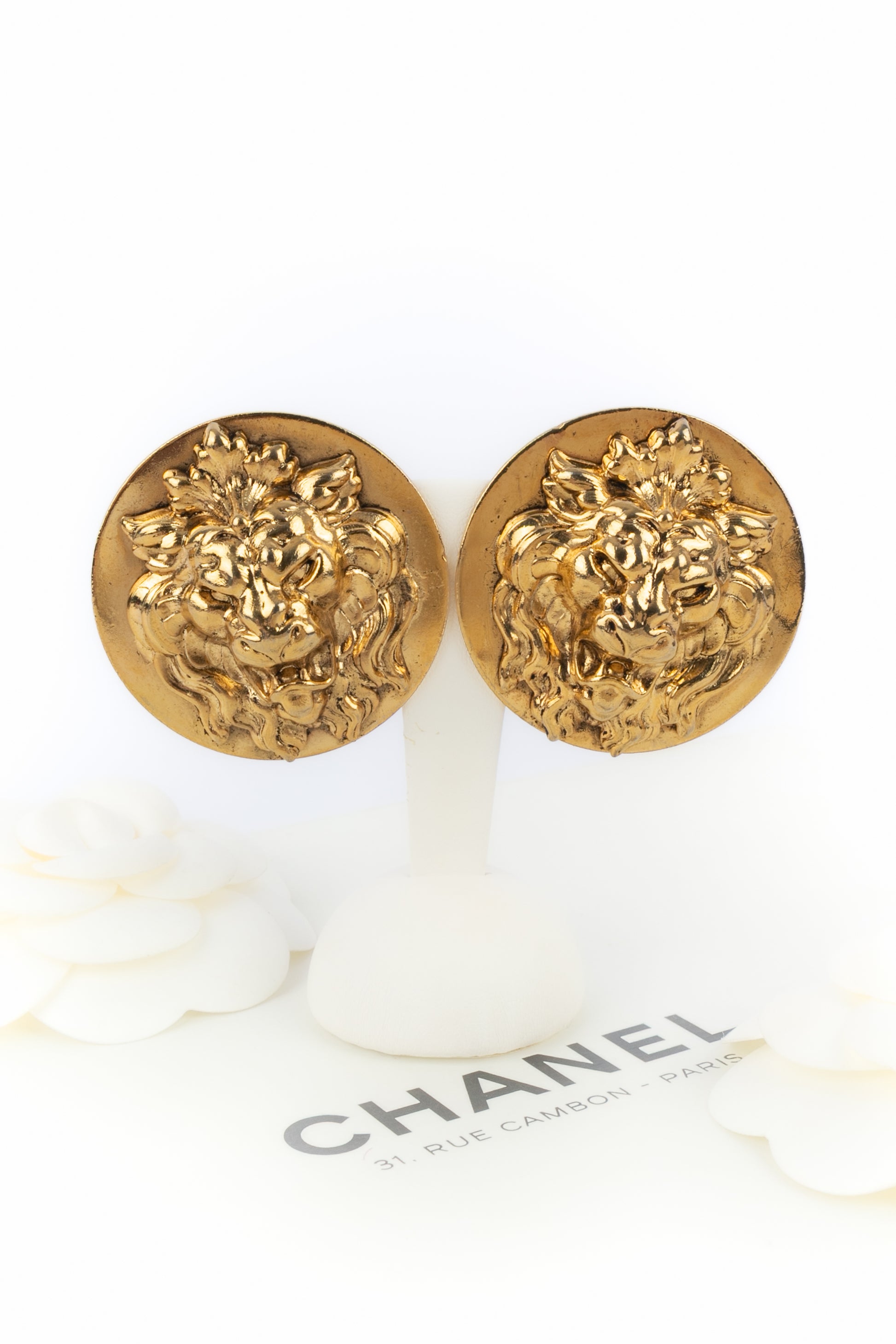Boucles d'oreilles "tête de lion" Chanel Haute Couture
