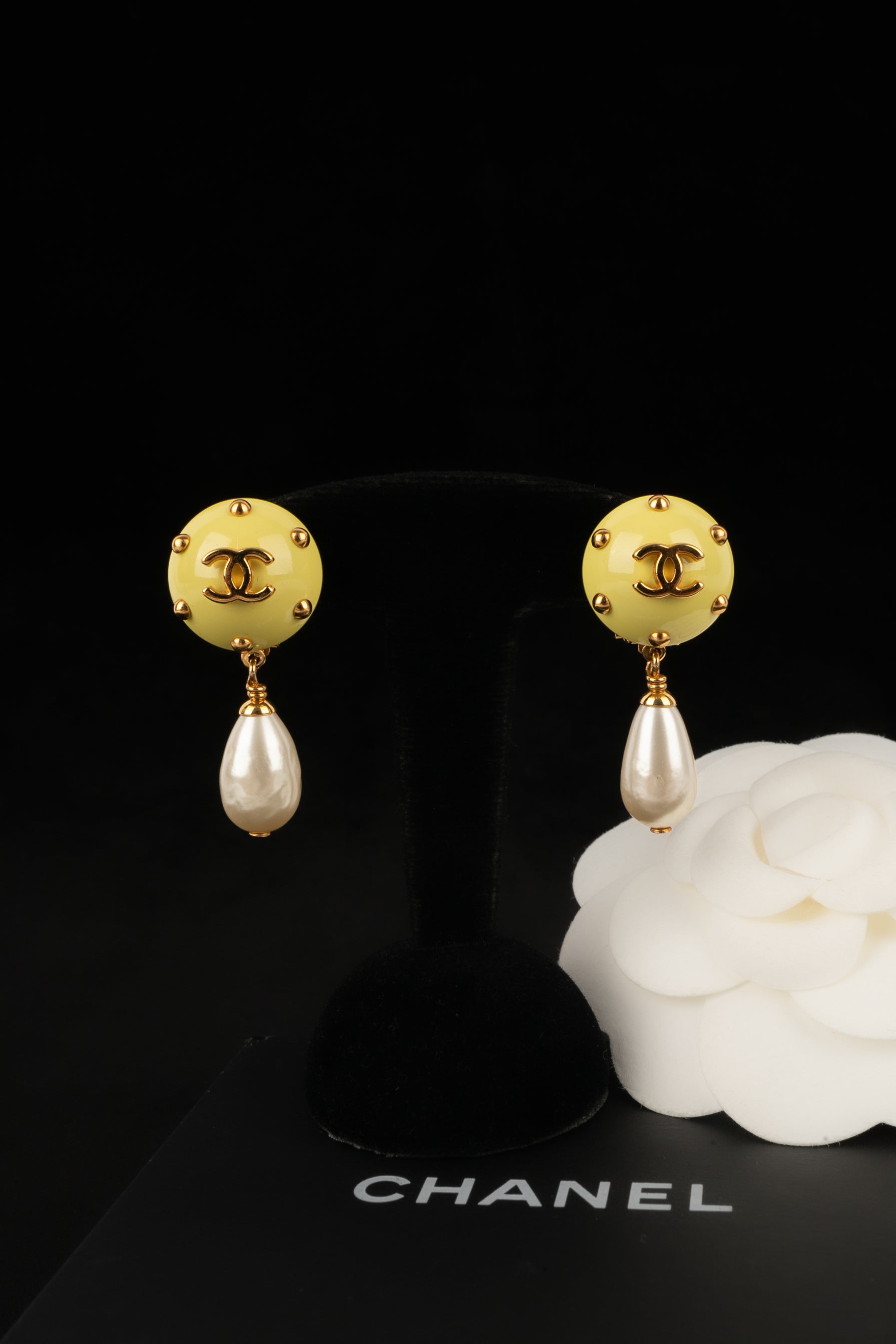 Boucles d'oreilles Chanel Croisière 1996