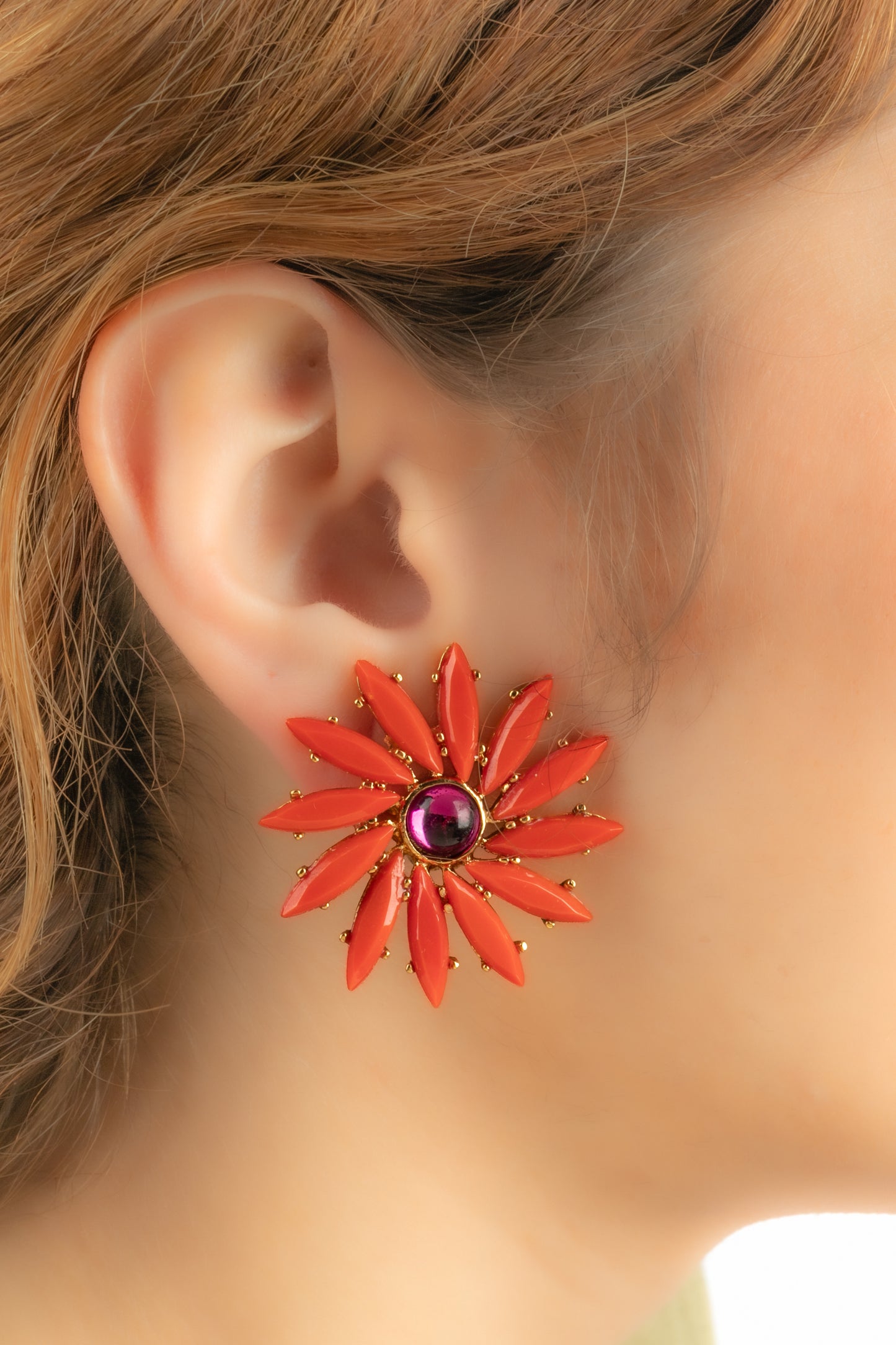 Boucles d'oreilles oranges Yves Saint Laurent 