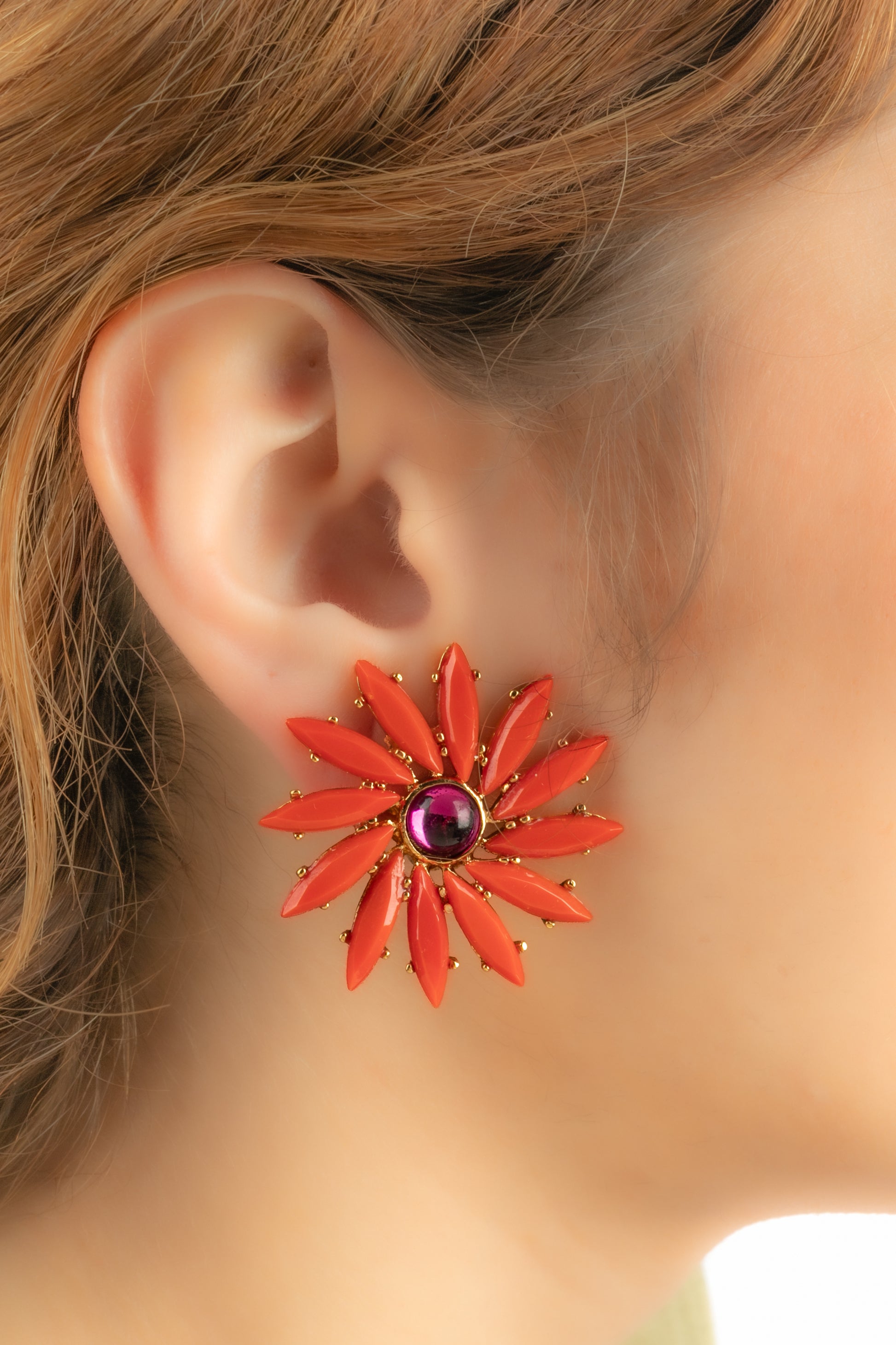 Boucles d'oreilles oranges Yves Saint Laurent 