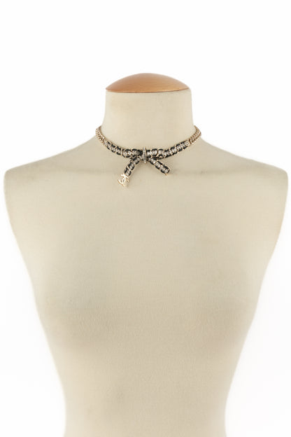 Collier noeud Chanel 2022