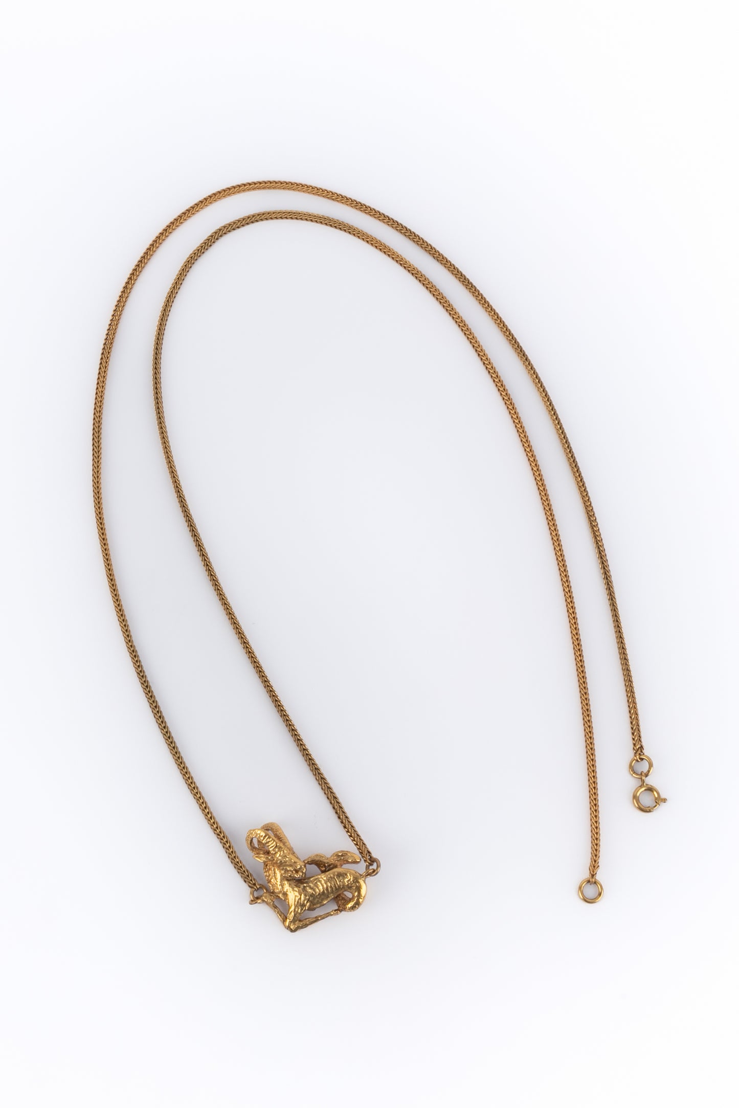 Collier "Capricorne" attribué à Chanel 