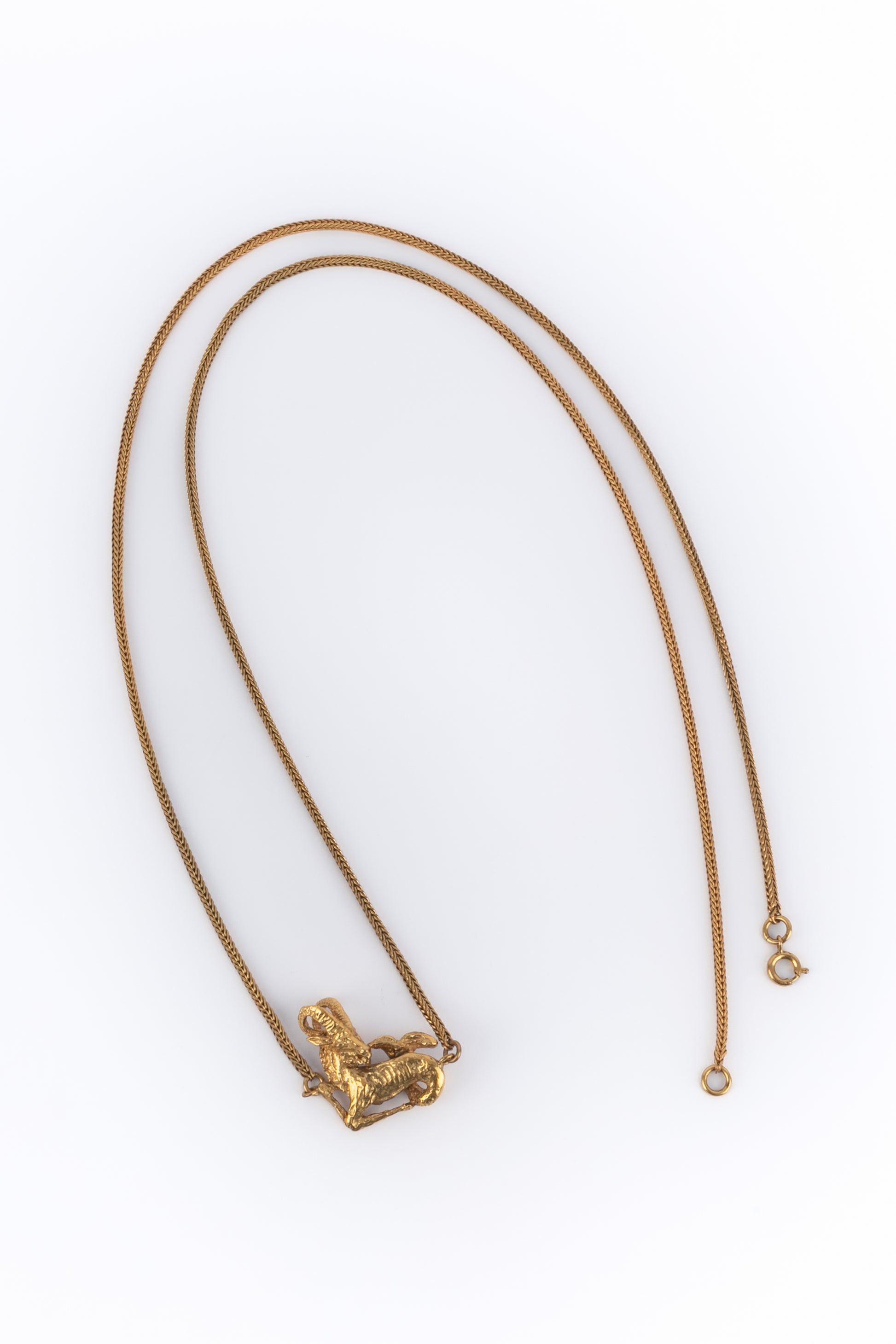 Collier "Capricorne" attribué à Chanel 