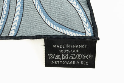 Foulard / Carré "Brandebourgs Fleuris" double face Hermès