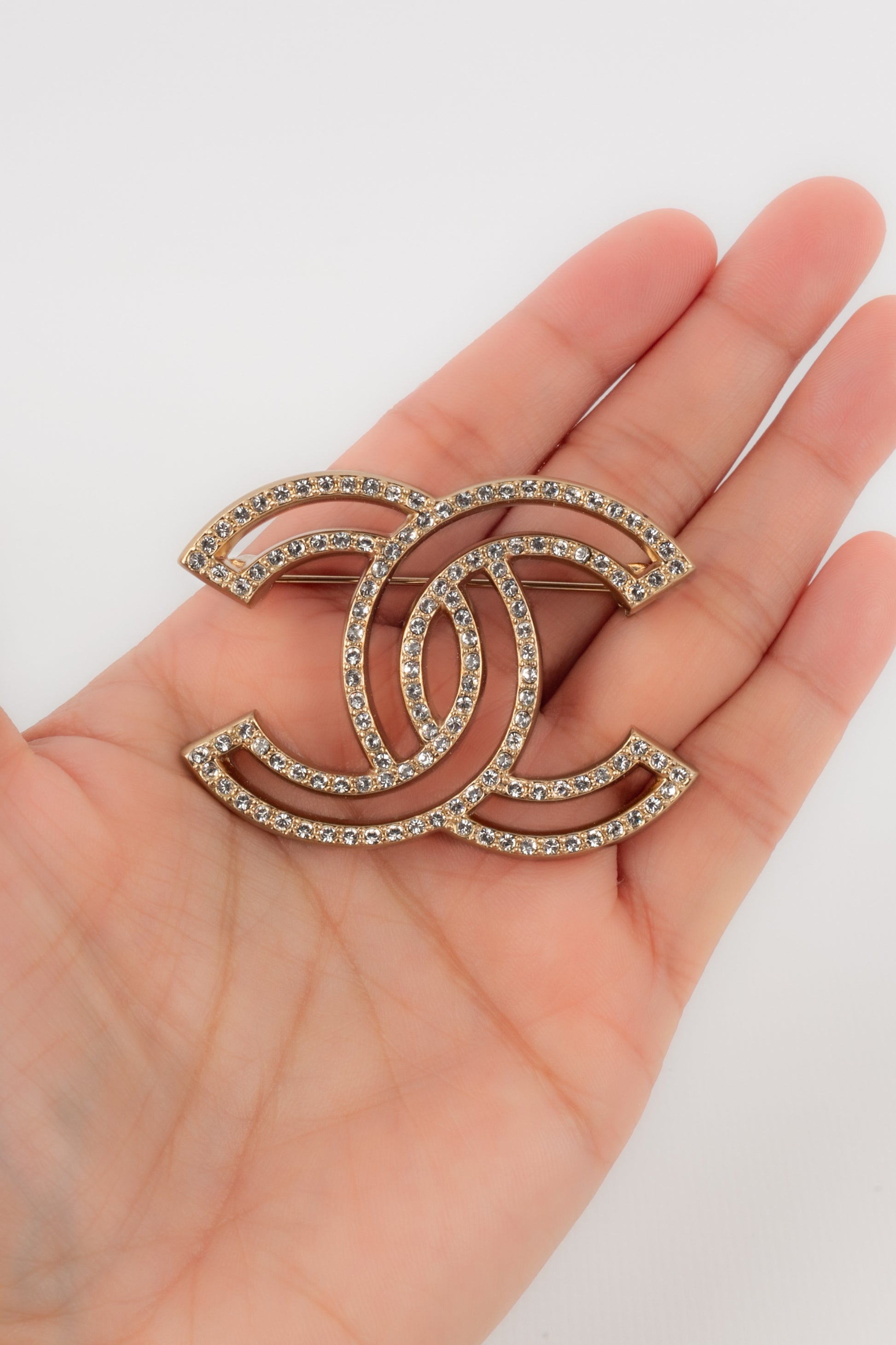 Broche cc Chanel 2018