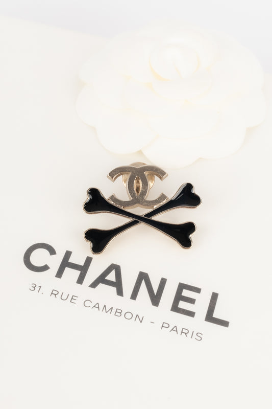 Broche pins Chanel