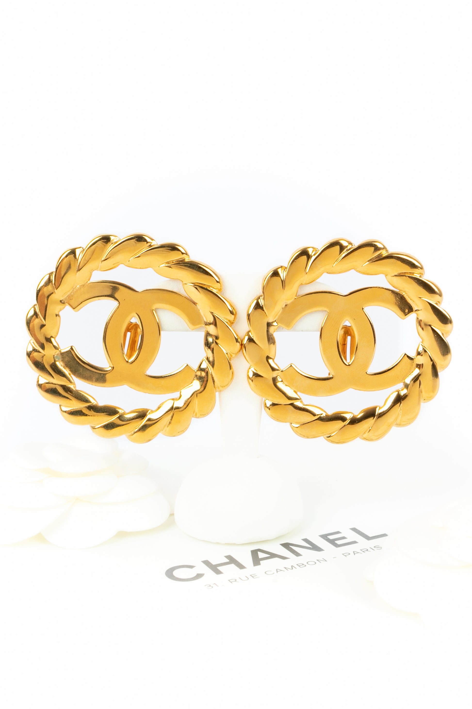 Boucles d'oreilles cc Chanel 1990's