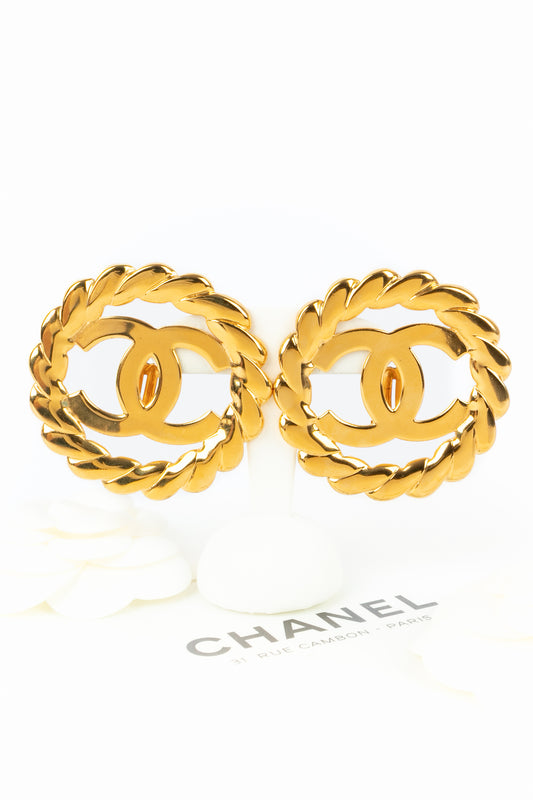 Boucles d'oreilles cc Chanel 1990's
