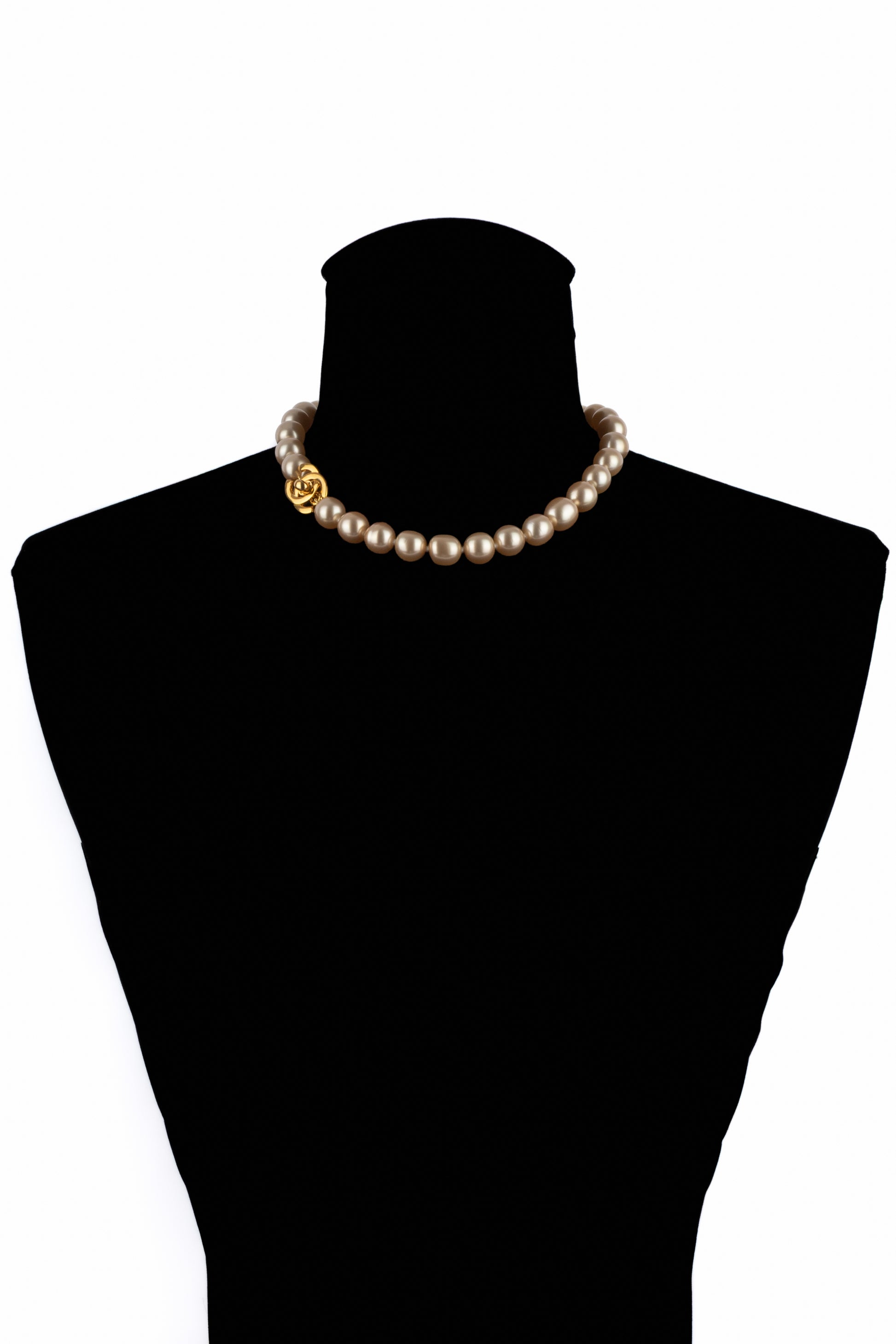 Collier de perles "tourniquet" Chanel 1996