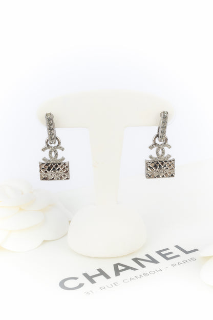 Boucles d'oreilles "flacon de parfum" Chanel 2023
