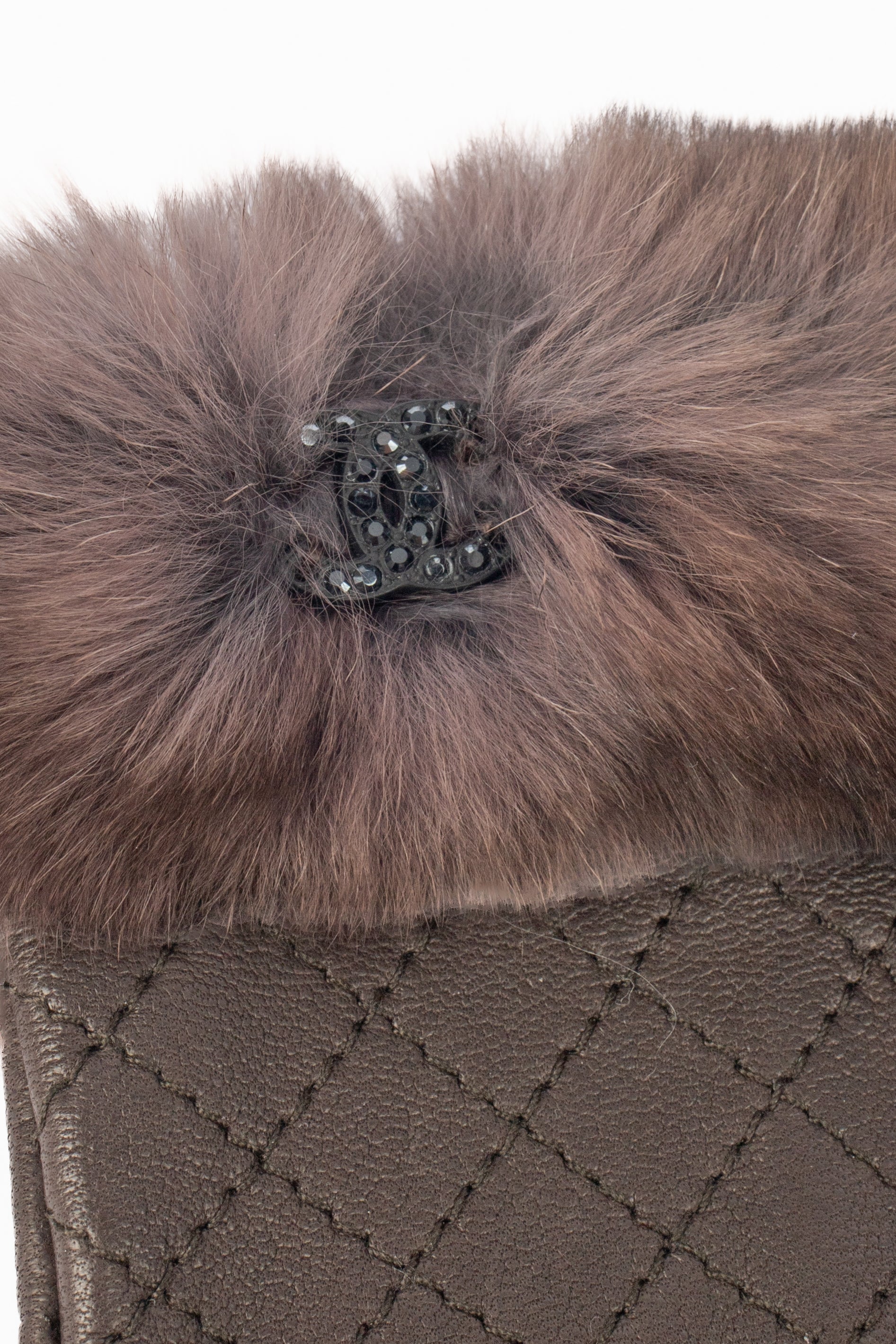 Mitaines en cuir et fourrure Chanel 