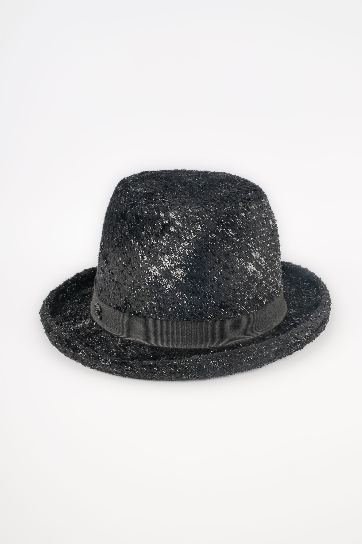 Chapeau en velours Chanel 