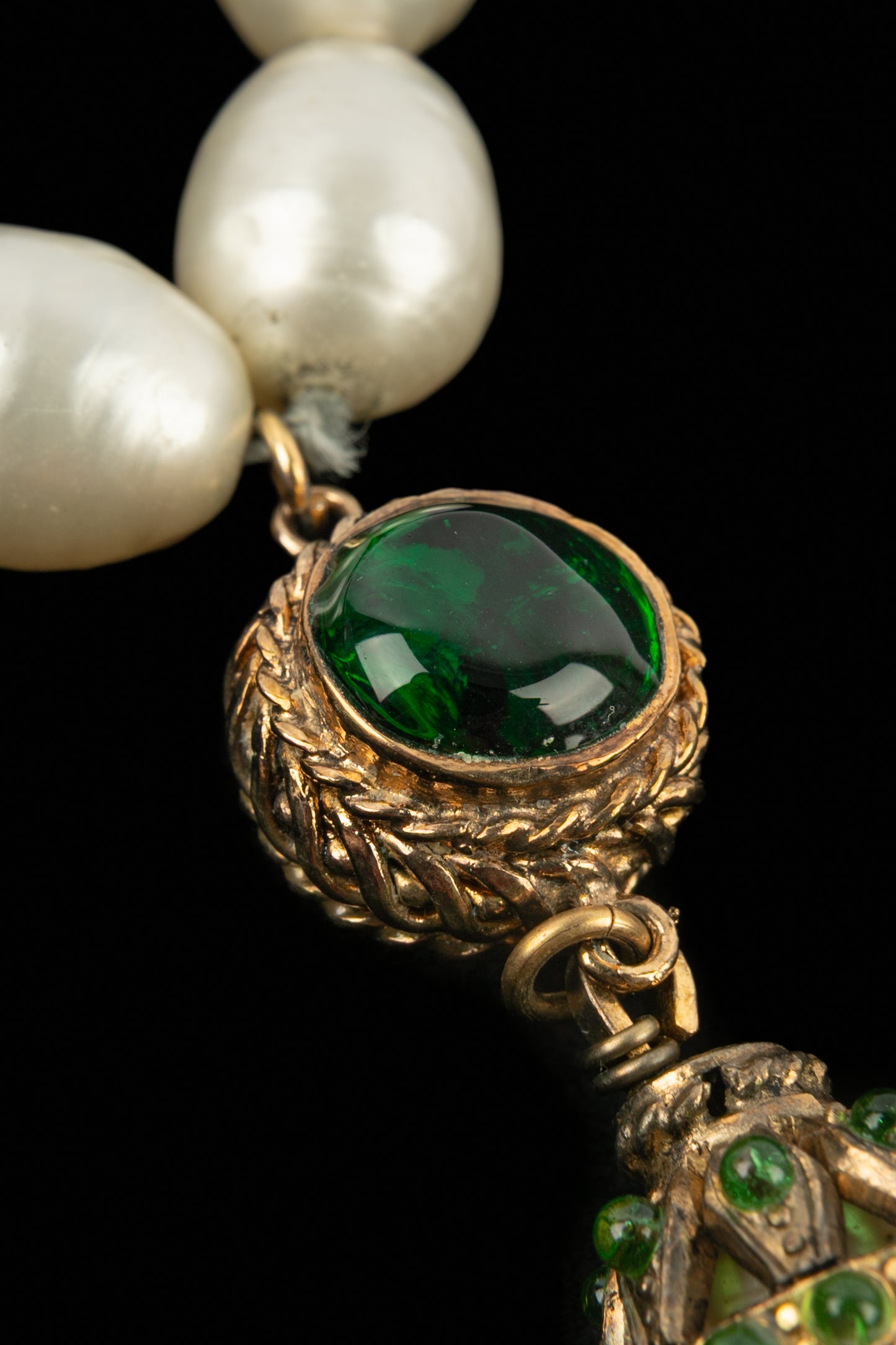 Collier de perles Chanel 1980's