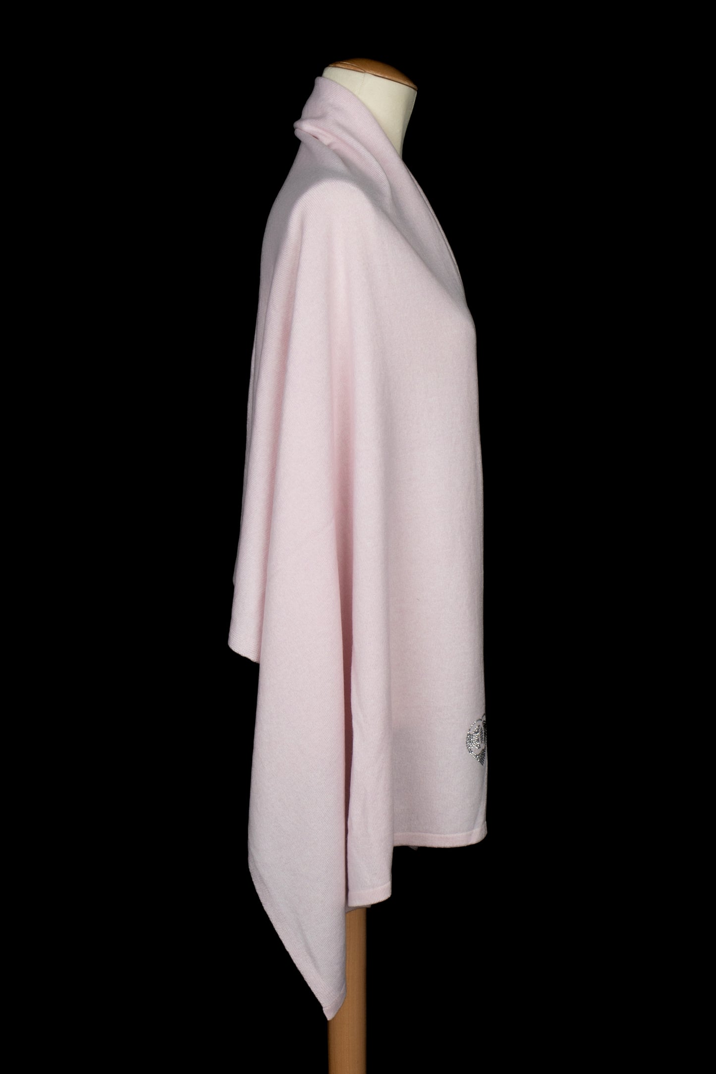 Ensemble d'hiver en cachemire rose Chanel 2025