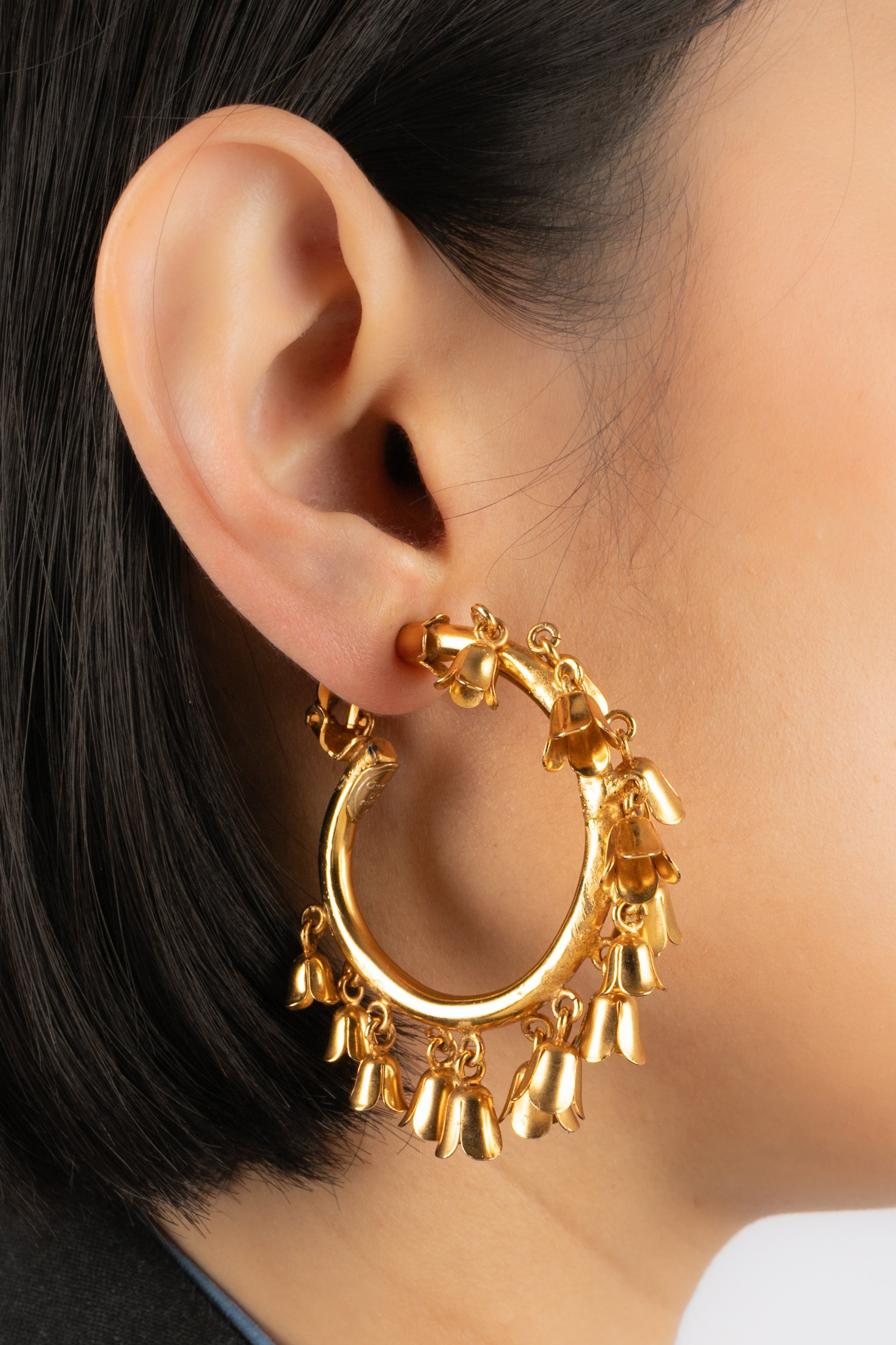 Boucles d'oreilles créoles Dior