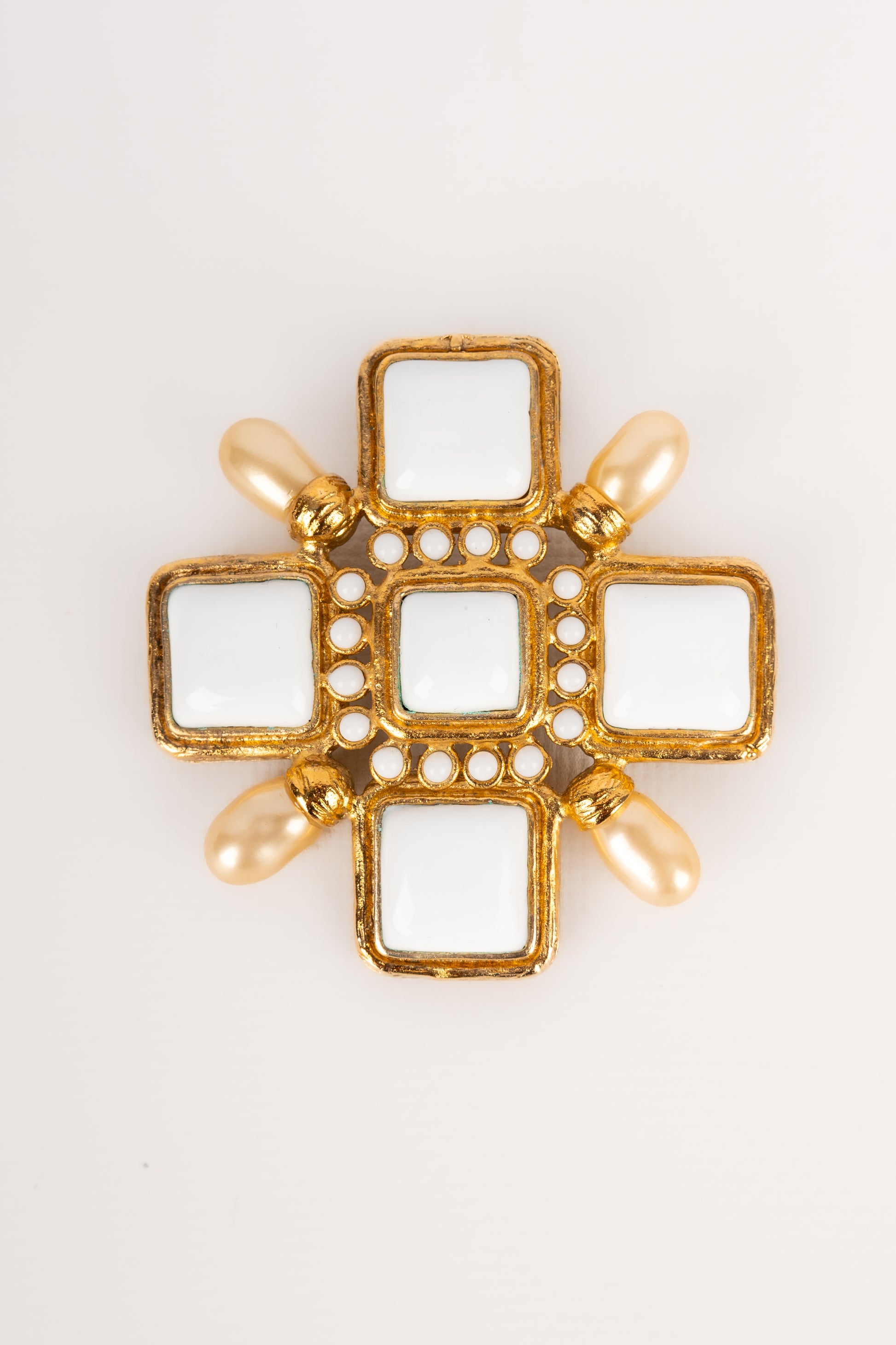 Broche pendentif Chanel 2001