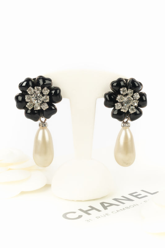 Boucles d'oreilles hiver 1995