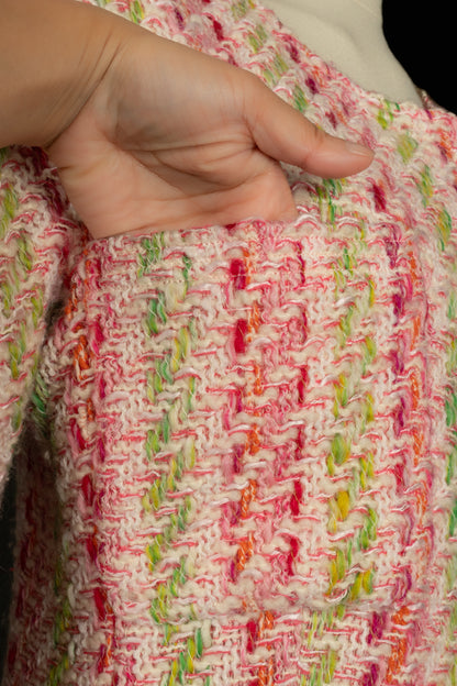 Veste en tweed rose Chanel