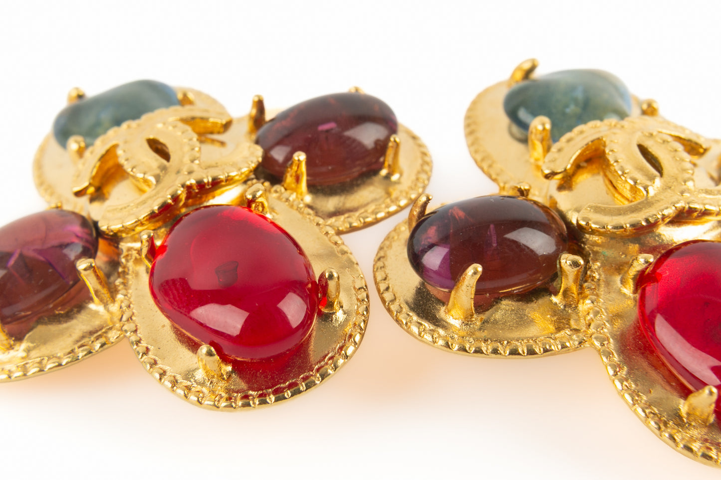 Boucles d'oreilles croix Chanel