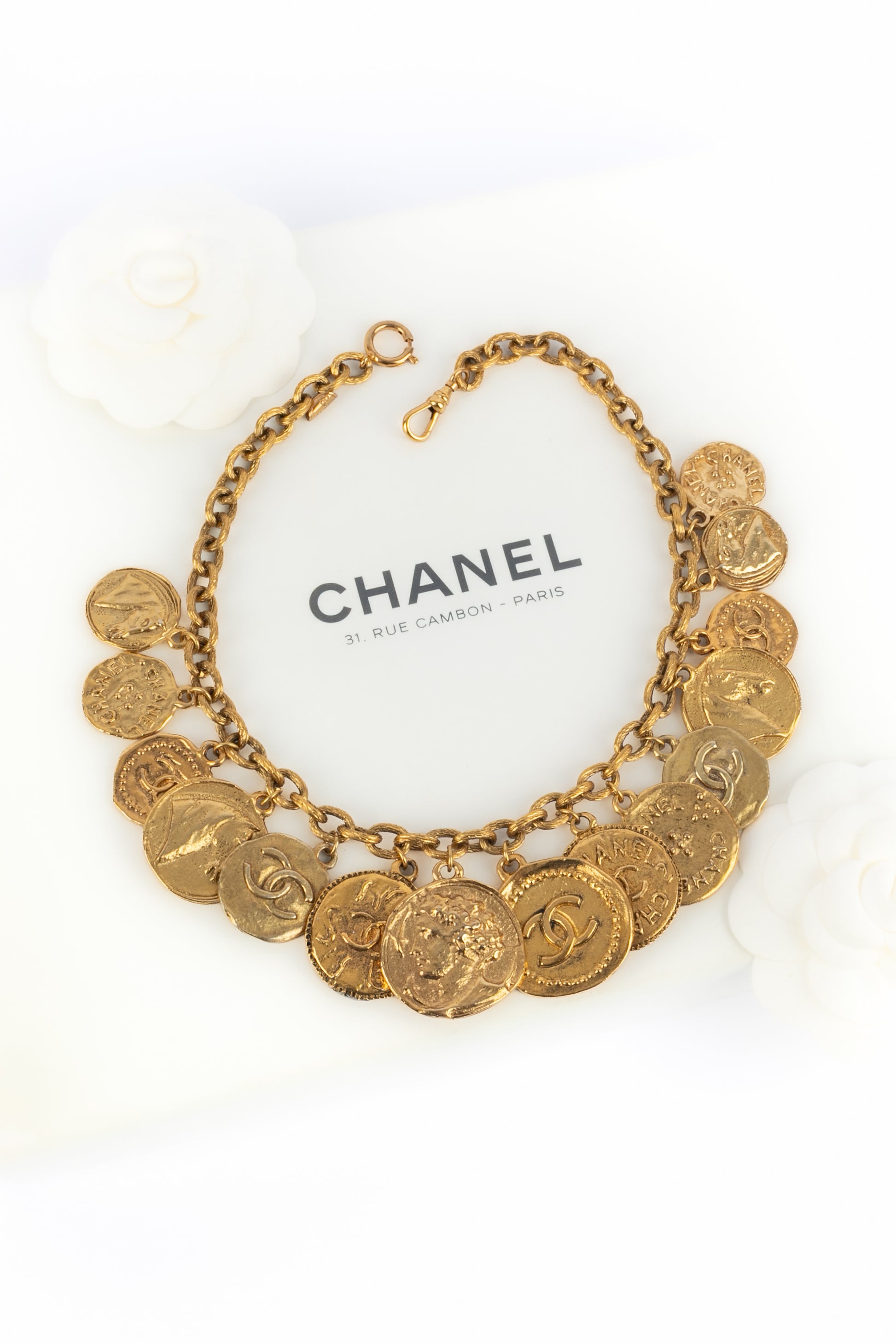 Collier doré Chanel 1985-1990