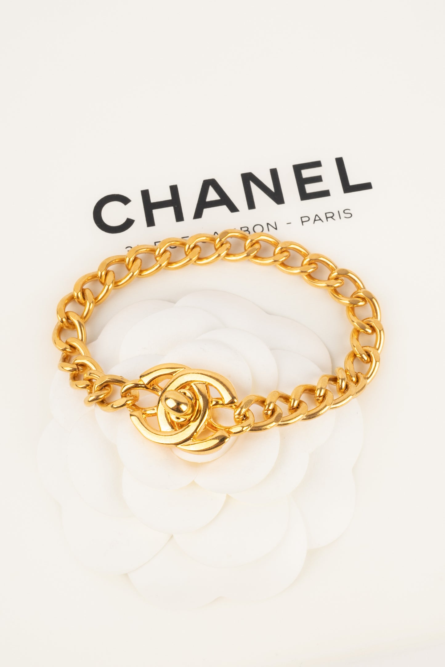 Bracelet tourniquet Chanel