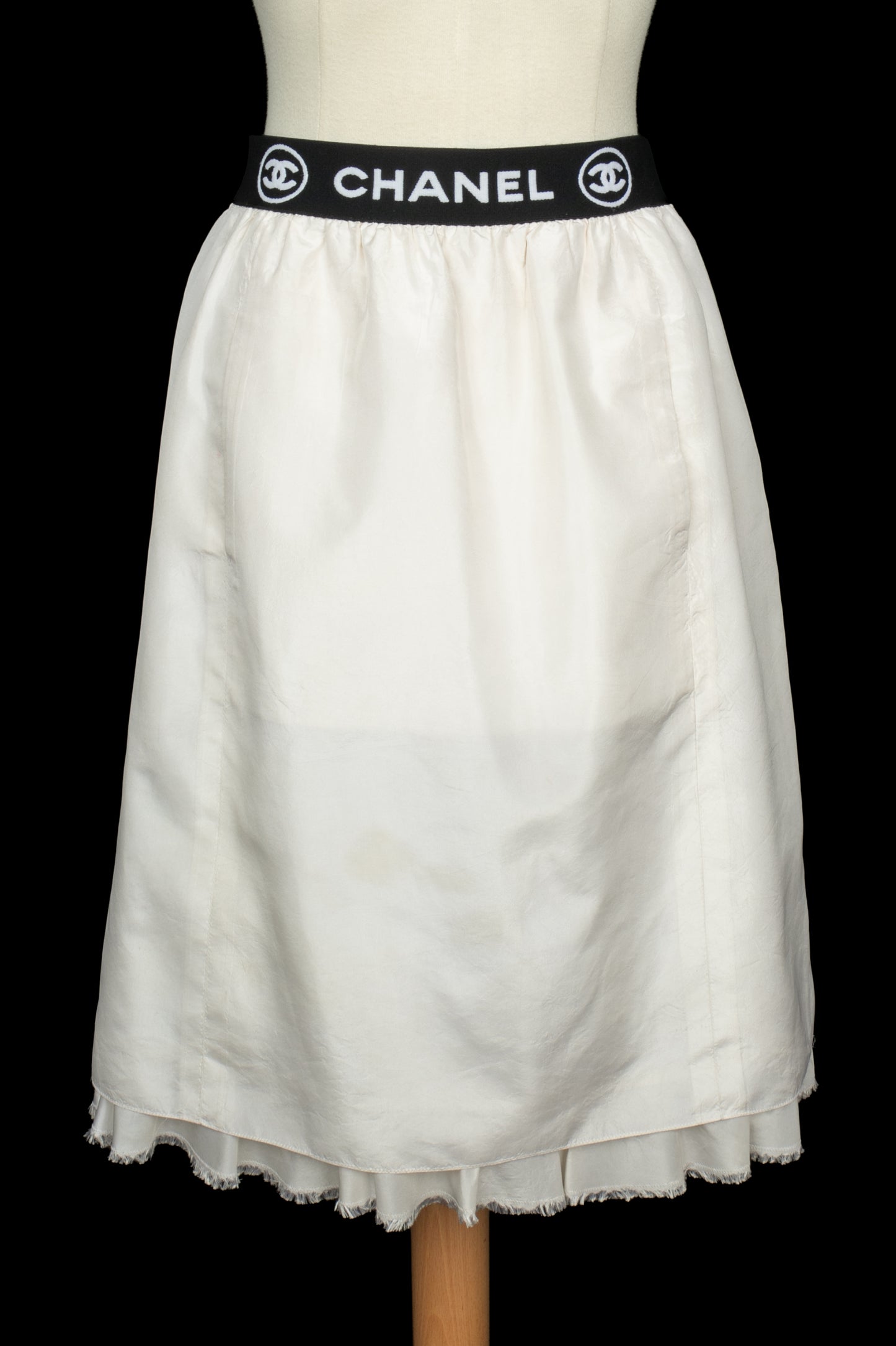 Jupe en soie Chanel Printemps 2006 