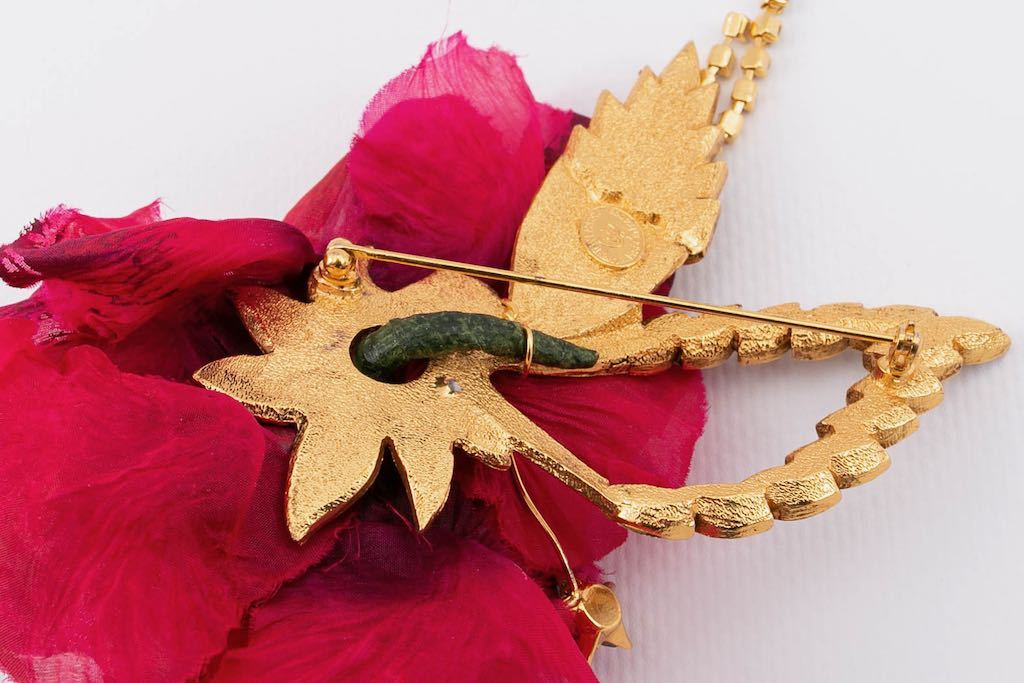 Broche en organza Christian Lacroix