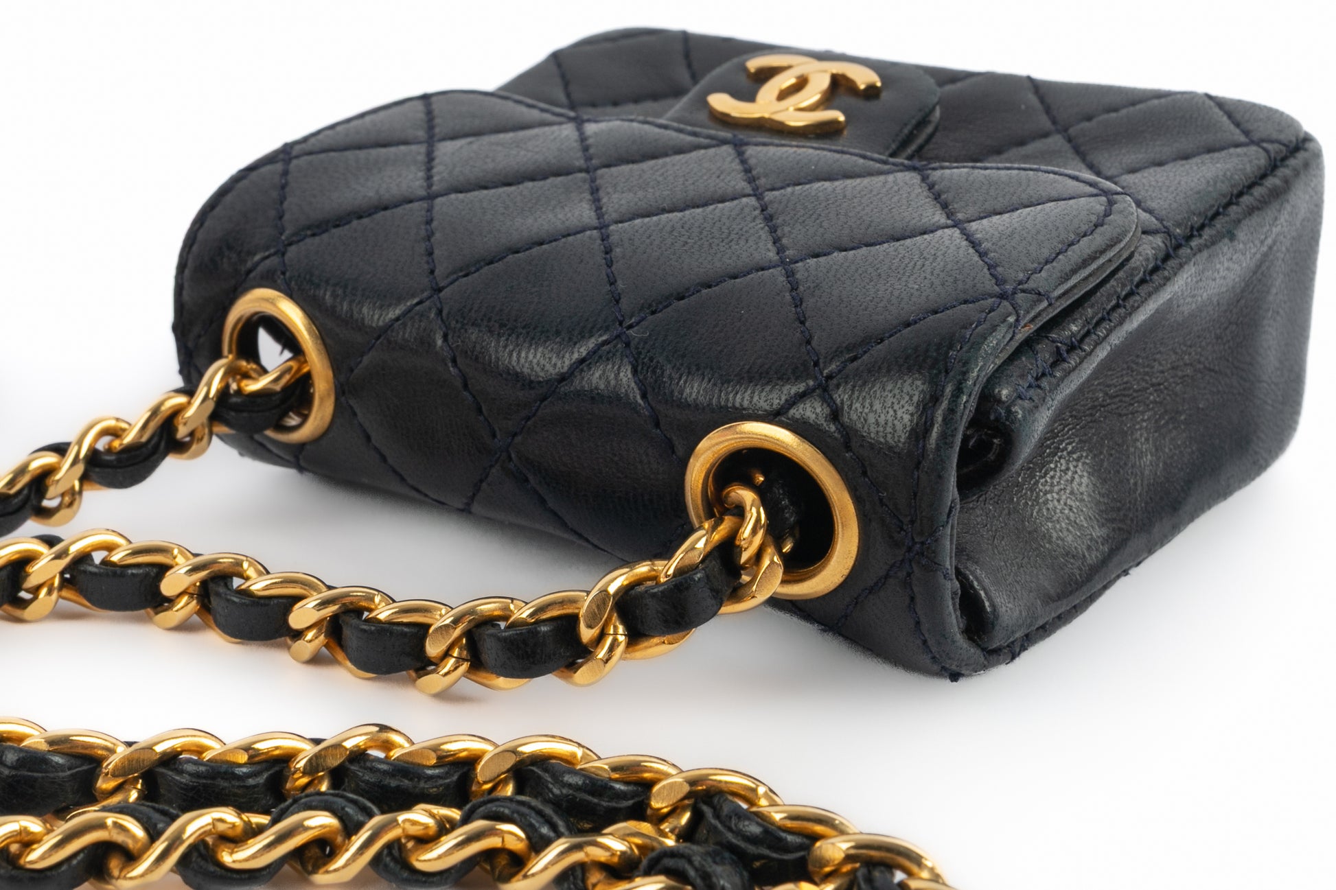 Sac "Classique Micro" Chanel circa 1990