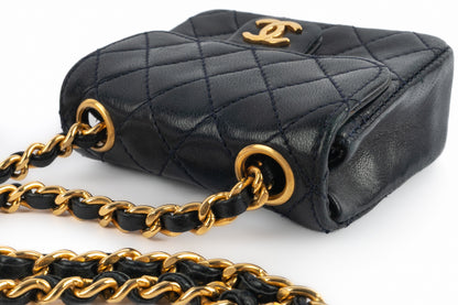 Sac "Classique Micro" Chanel circa 1990