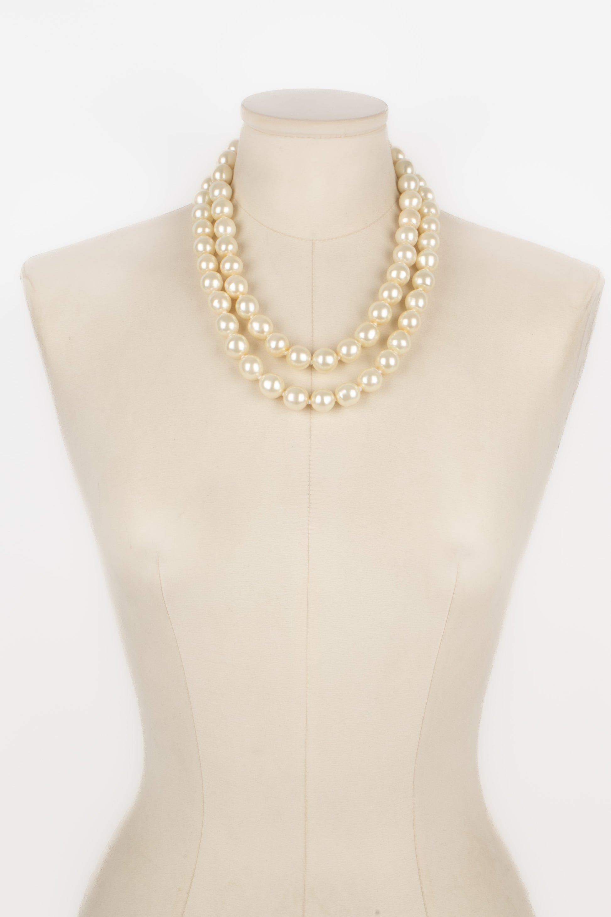 Collier de perles Chanel