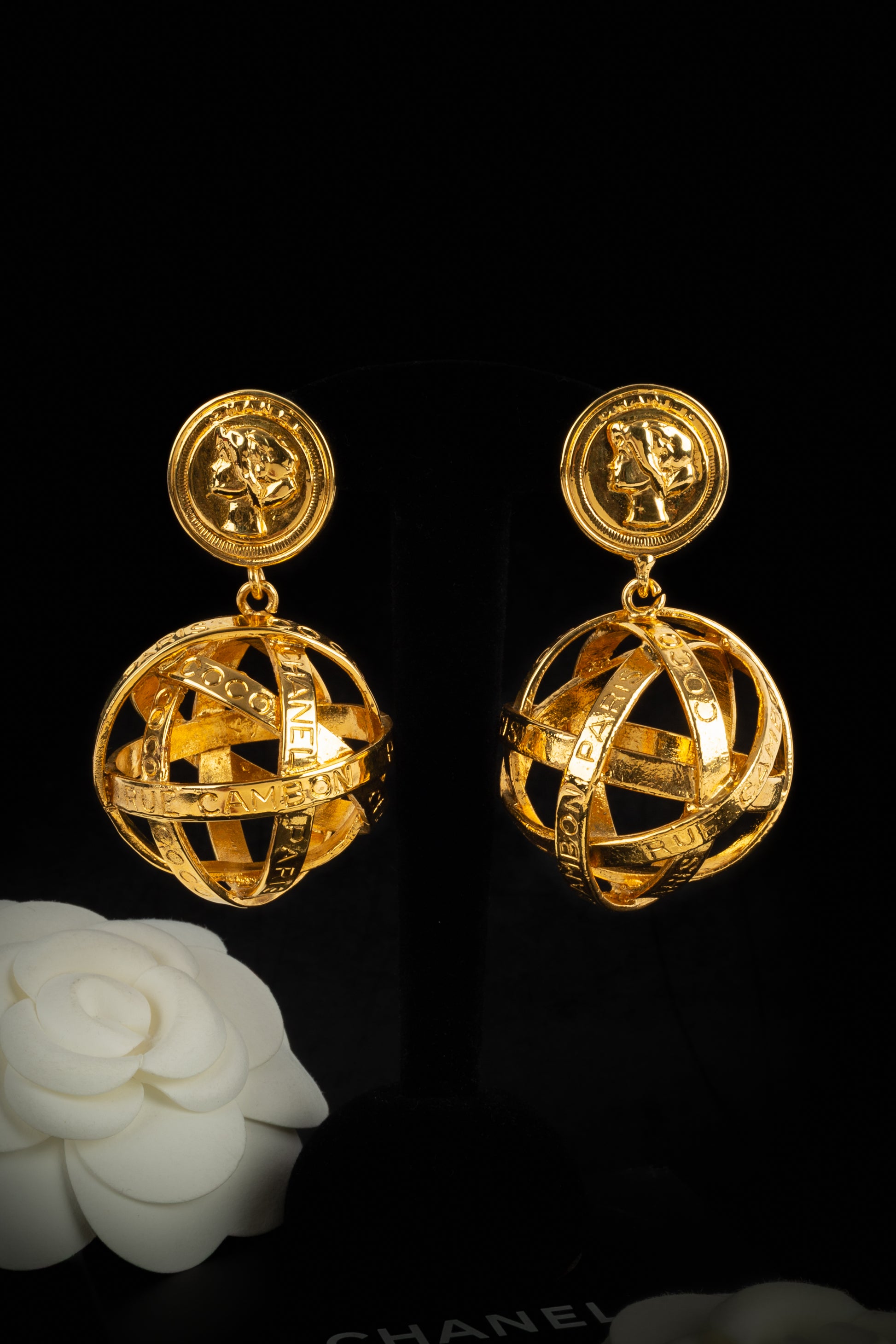 Boucles d'oreilles Chanel Haute Couture