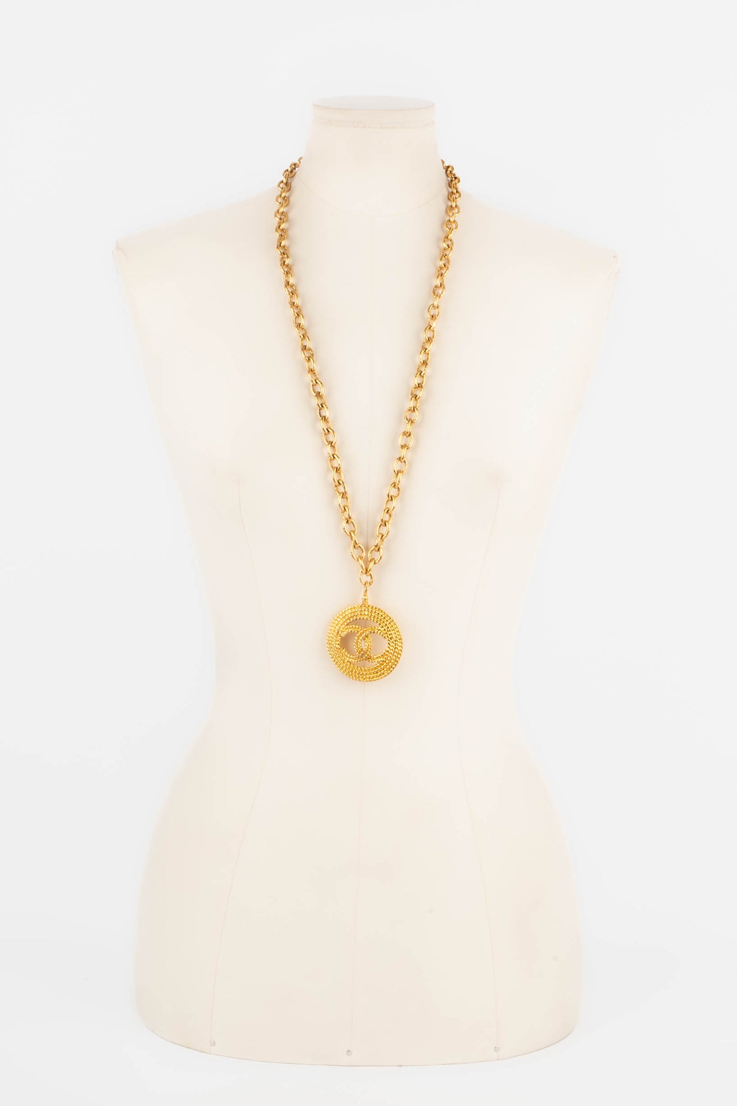 Collier pendentif Chanel