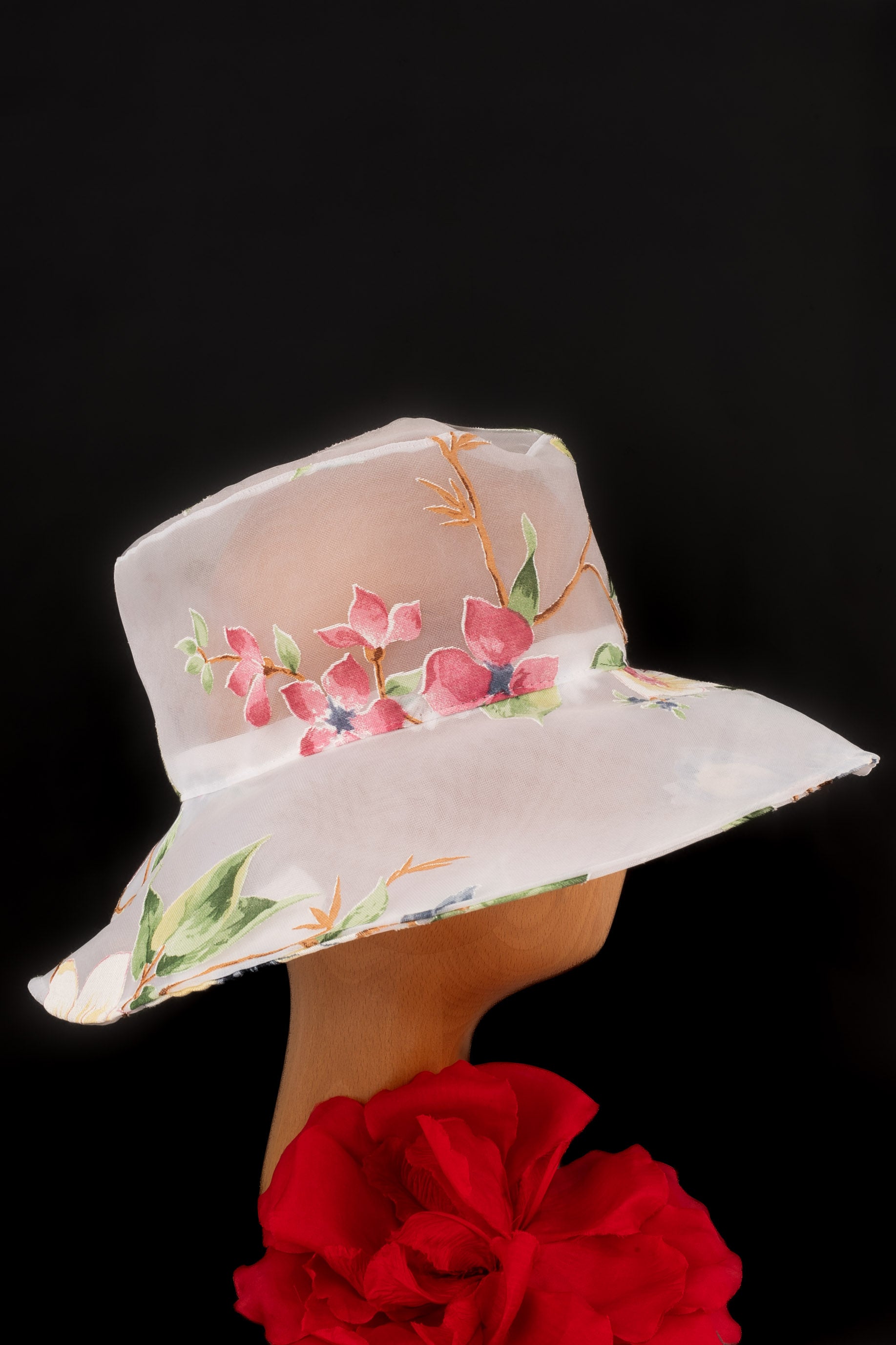 Chapeau fleuri Marie Mercié