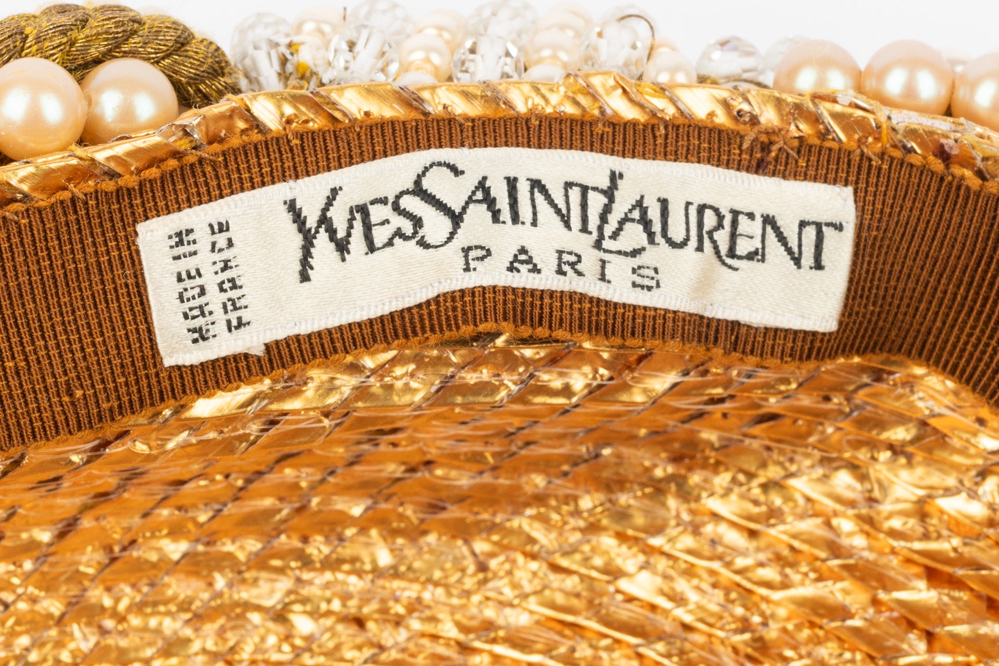 Chapeau Yves Saint Laurent 