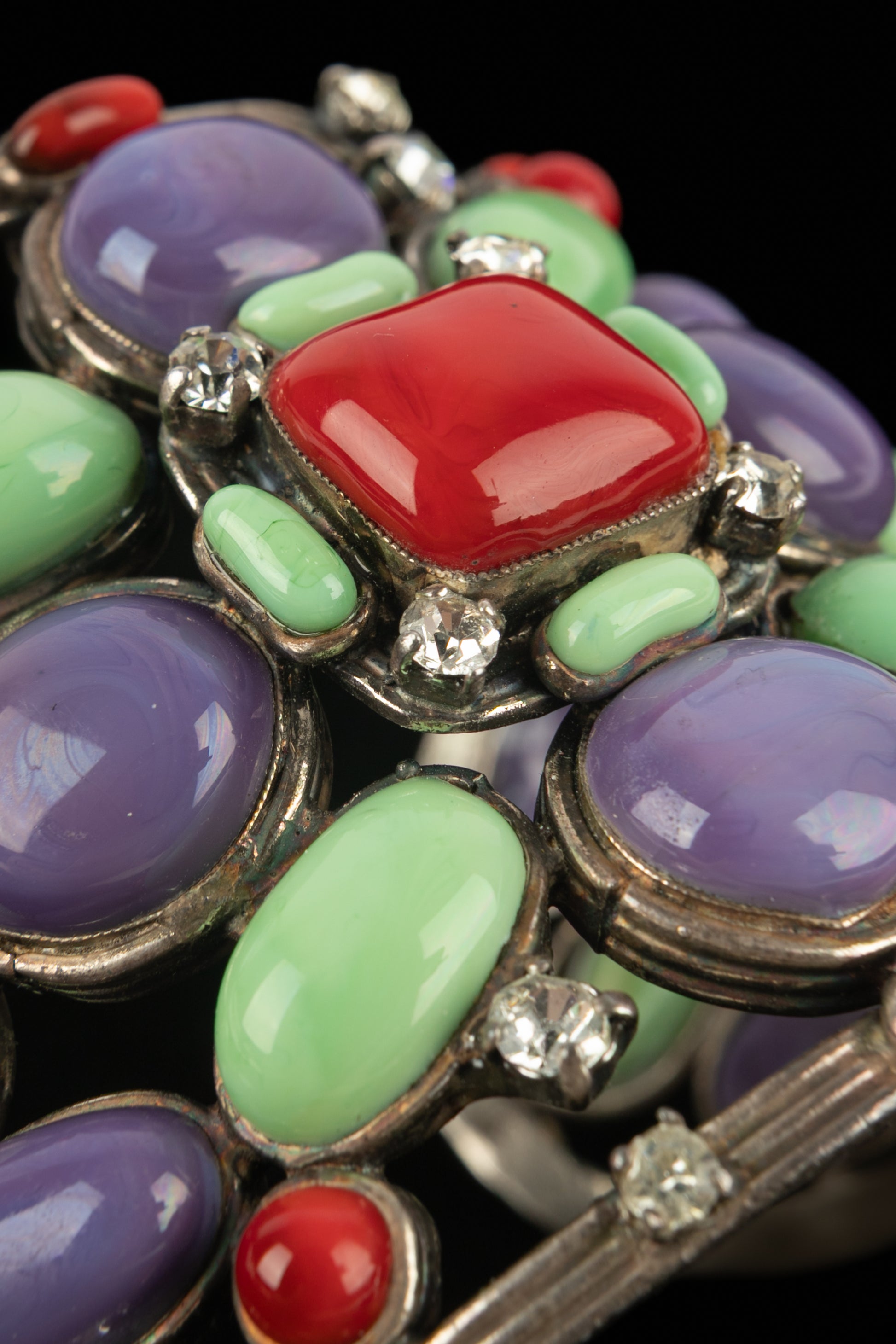 Bracelet en pâte de verre Chanel