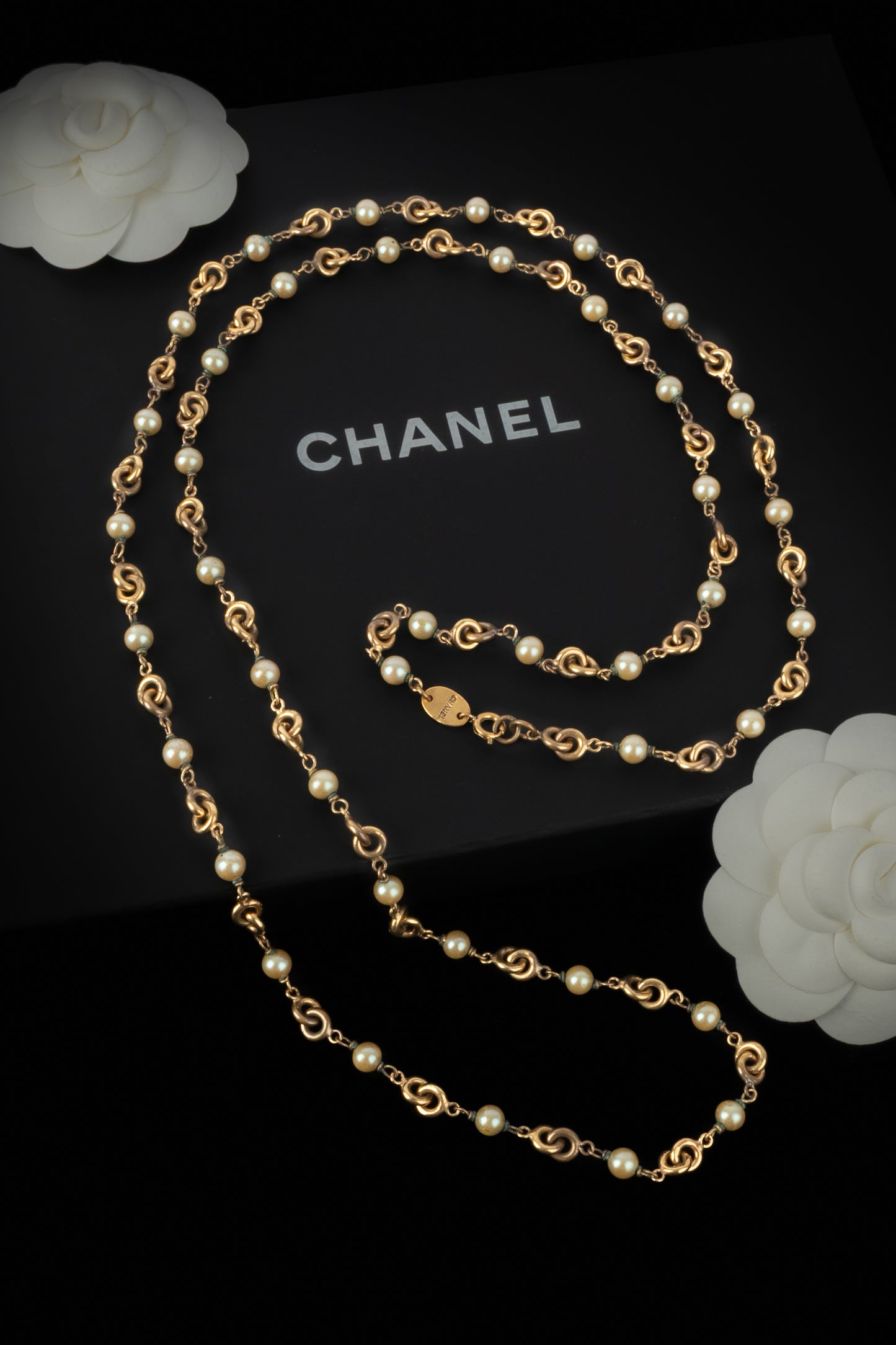 Collier de perles Chanel 1960's
