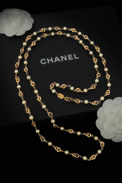 Collier de perles Chanel 1960's
