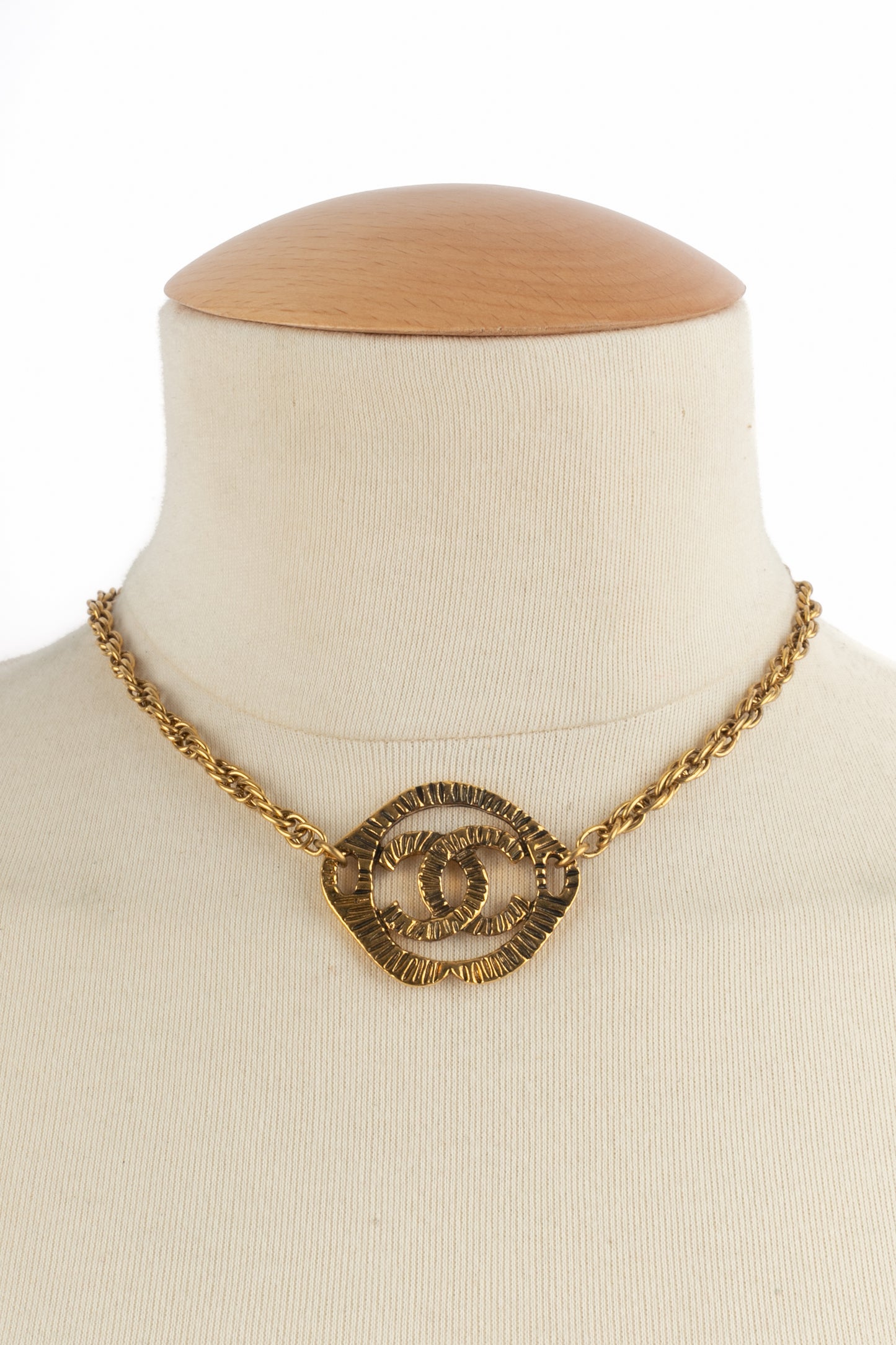 Collier pendentif Chanel
