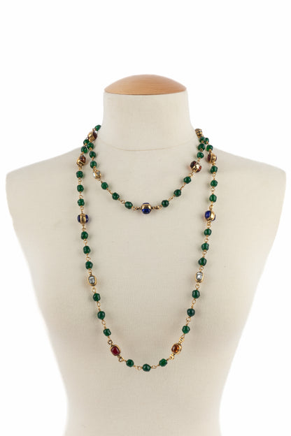 Collier de perles vertes Chanel 1984