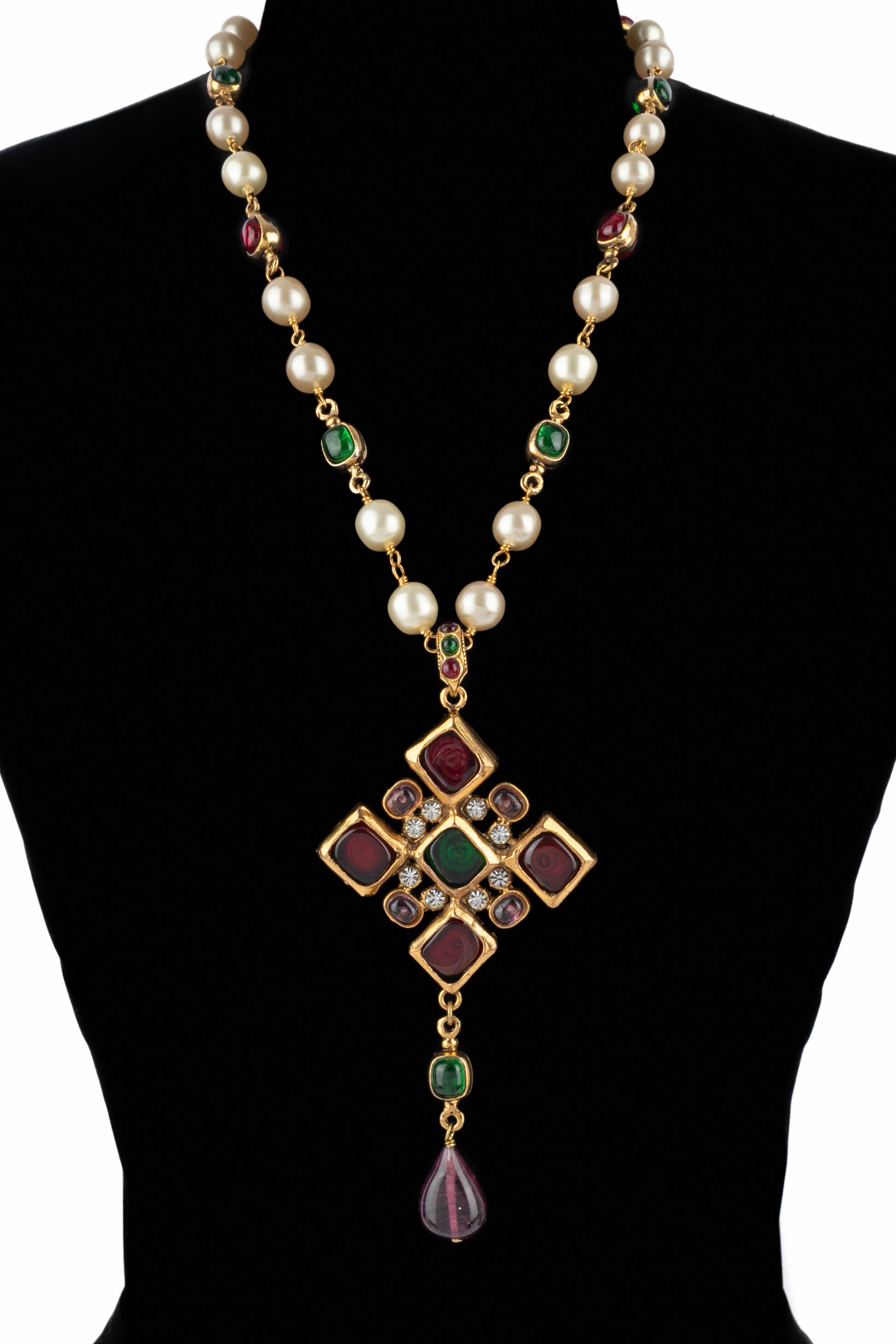 Collier pendentif Chanel 