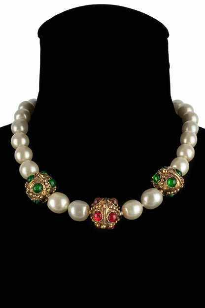 Collier de perles Chanel 1990's