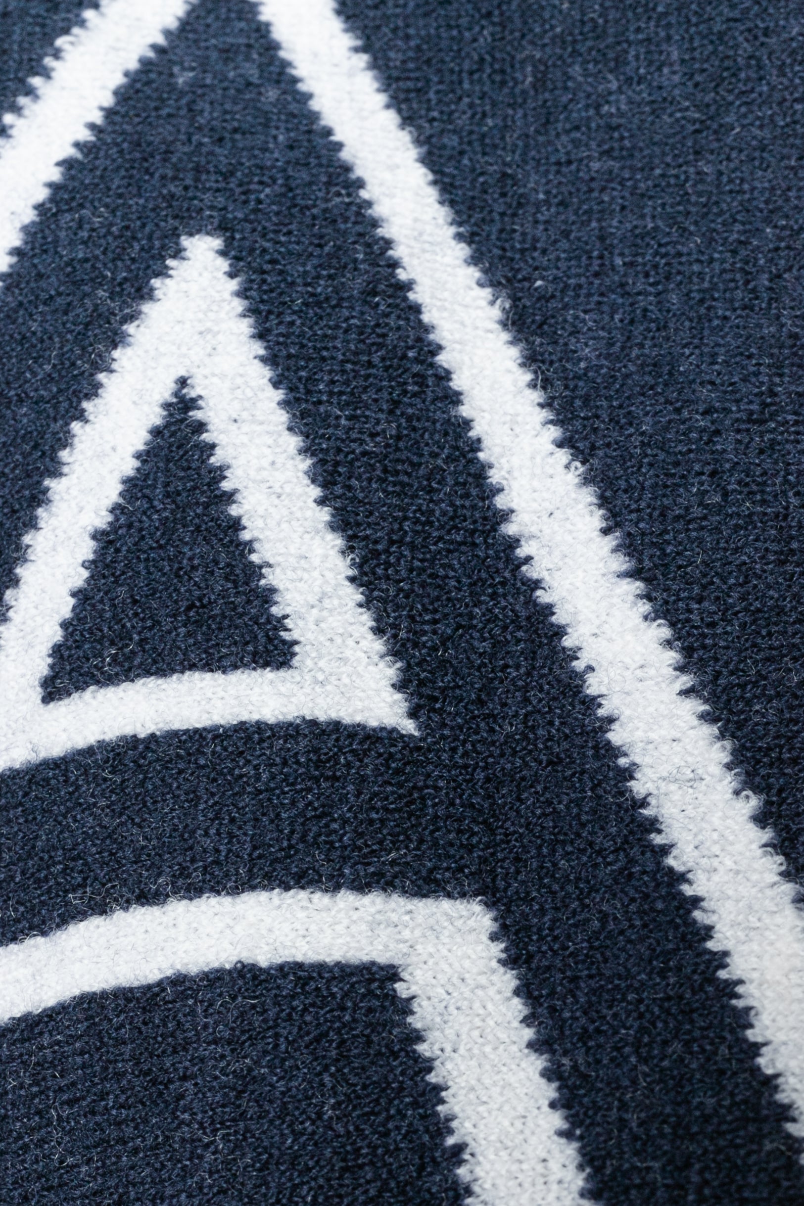 Écharpe bleu marine Chanel 