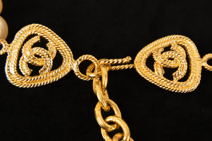 Collier croix Chanel