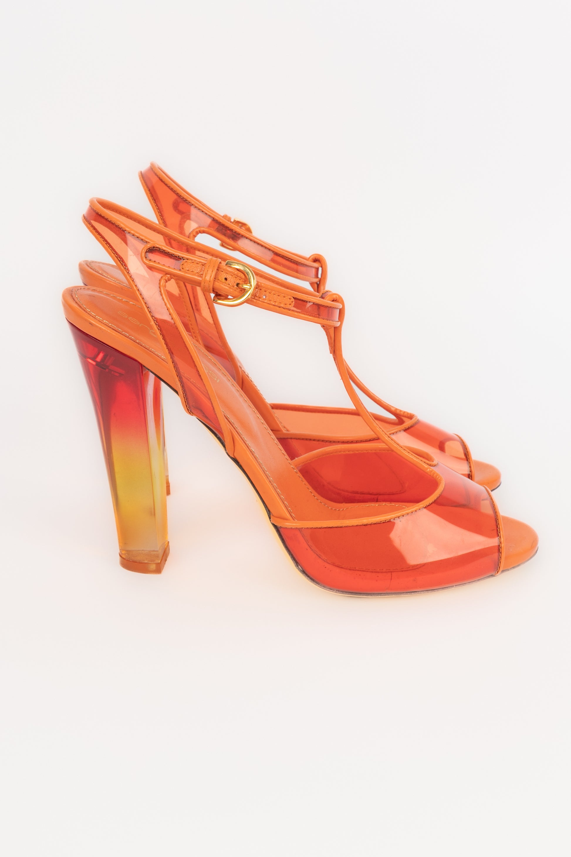 Escarpins oranges Sergio Rossi