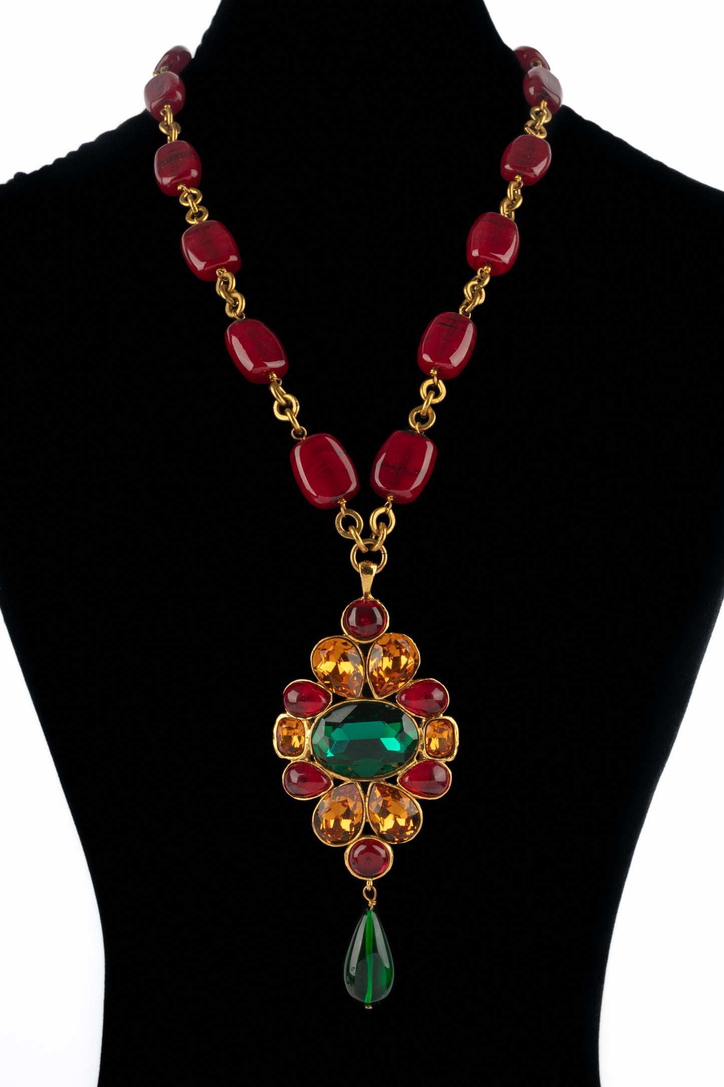 Collier pendentif Chanel 1990's