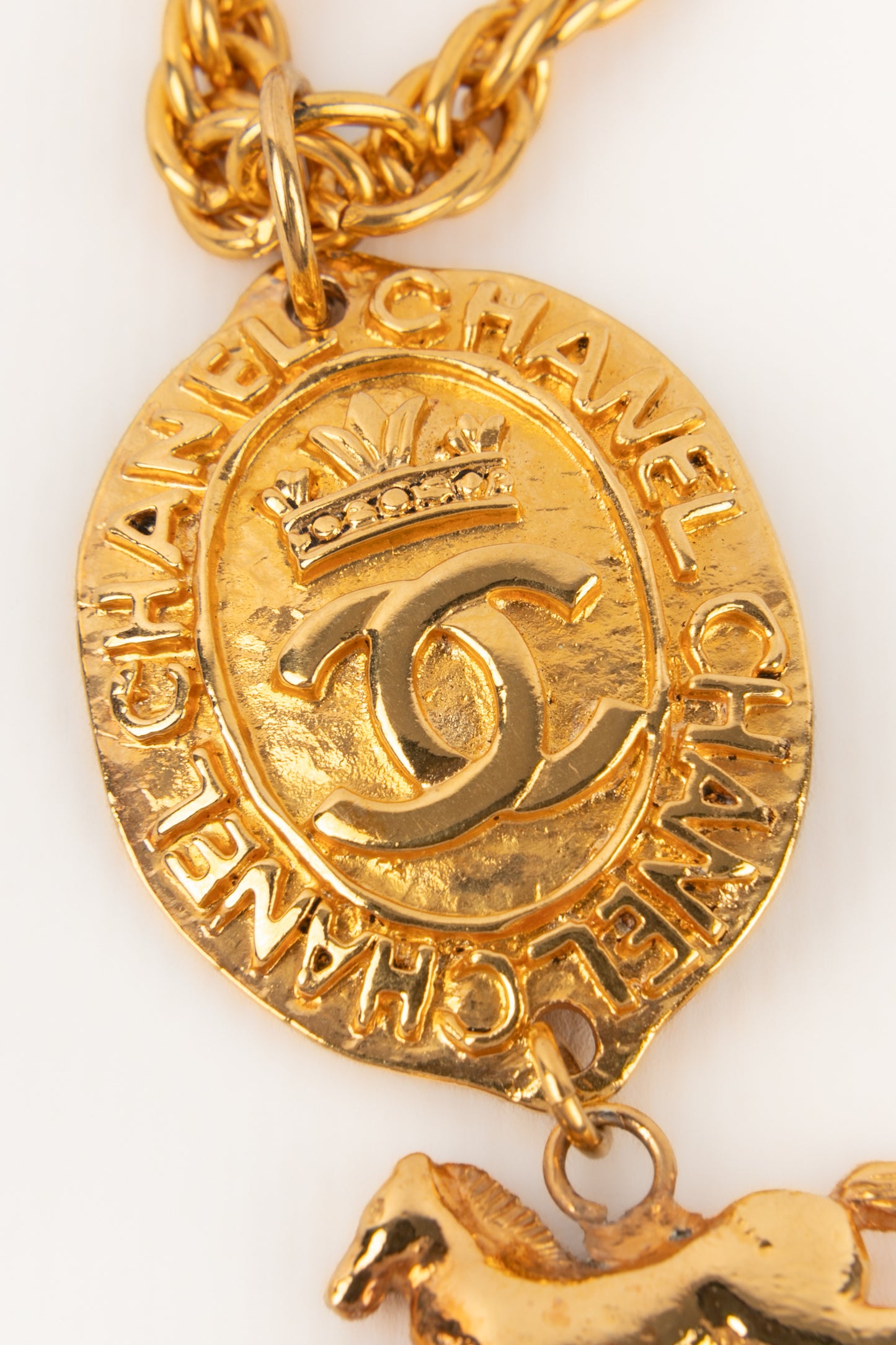 Collier pendentif Chanel 1980's